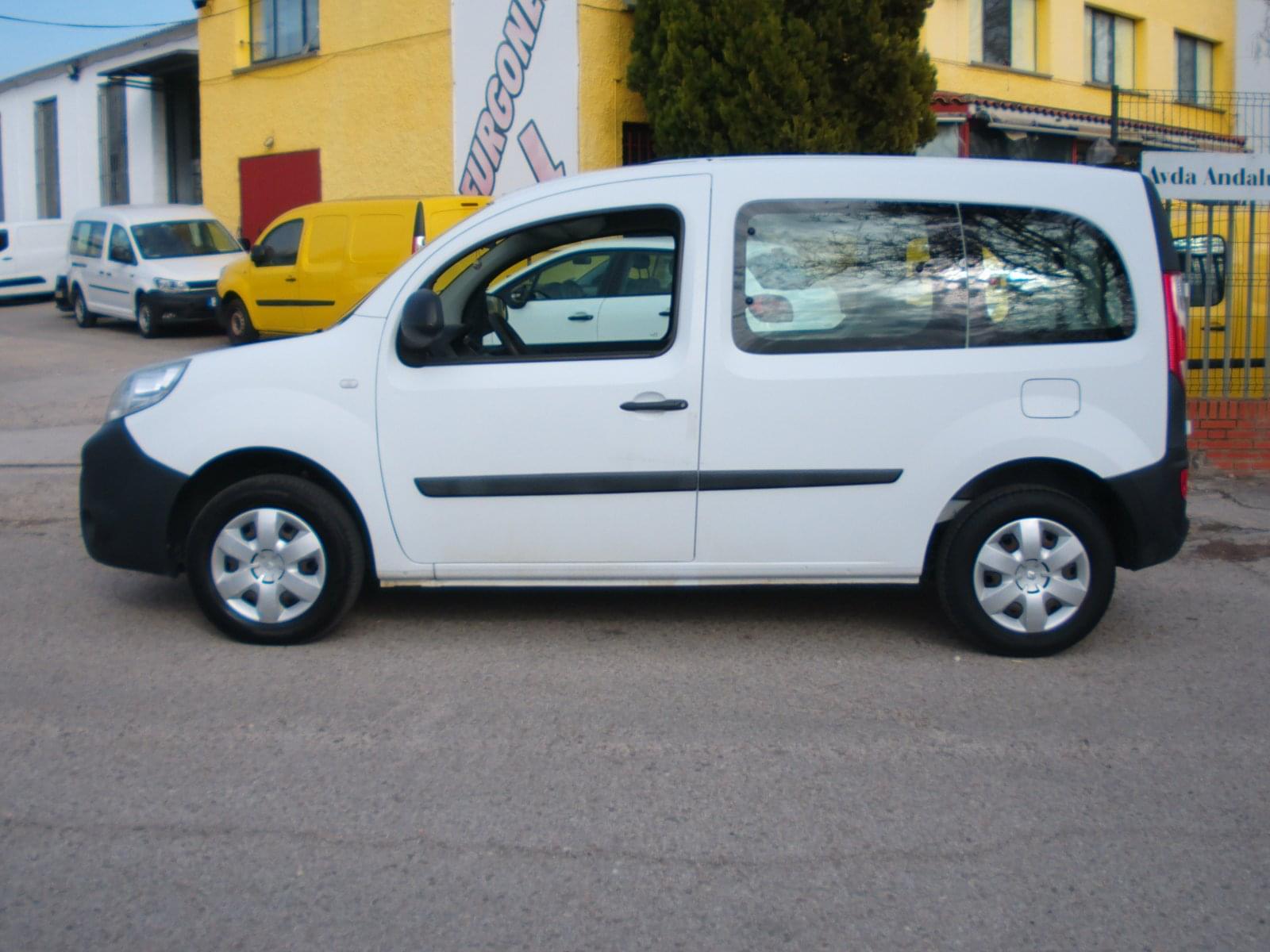 RENAULT KANGOO COMBI 5 PLAZAS 4