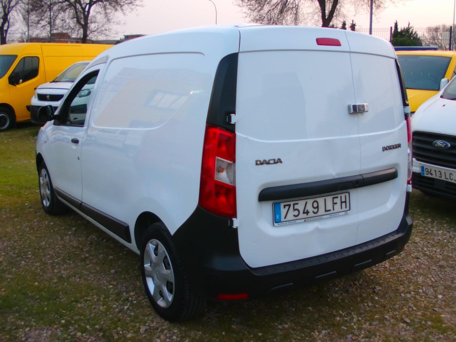 DACIA DOKKER 5 