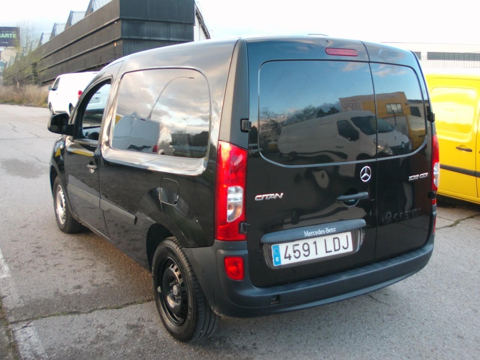 MERCEDES CITAN 2 PLAZAS 5 