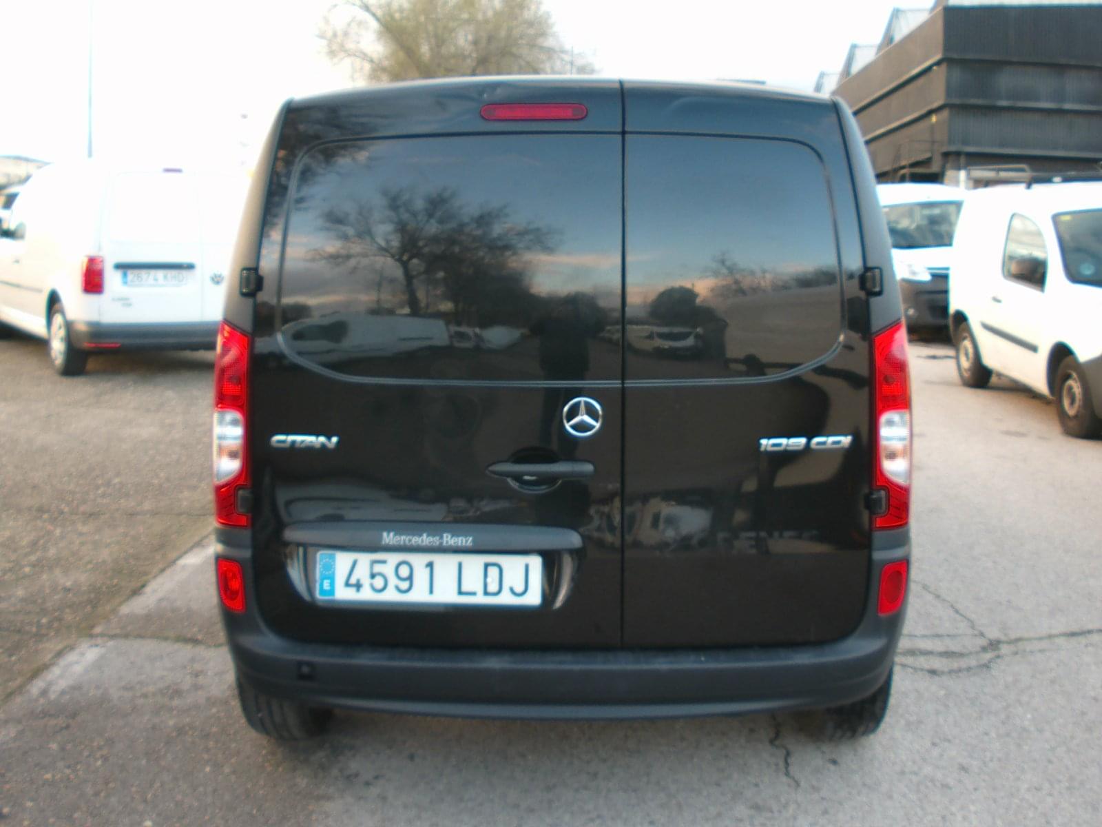 MERCEDES CITAN 2 PLAZAS 6 