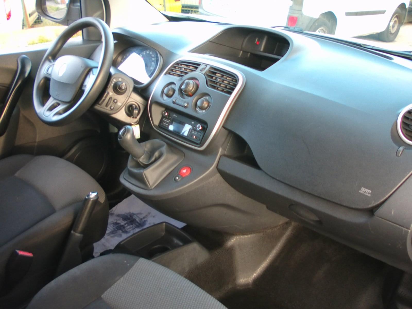 RENAULT KANGOO 5 PLAZAS 8