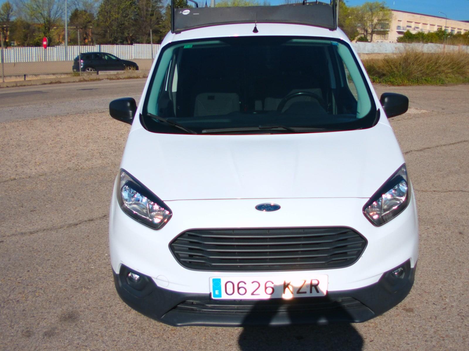 FORD TRANSIT COURIER 2 PLAZAS 2 