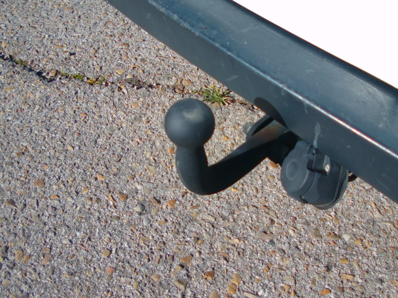 FORD TRANSIT COURIER 2 PLAZAS 8 