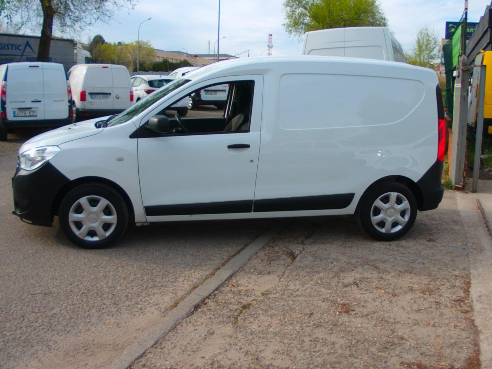 DACIA DOKKER 2 PLAZAS 4