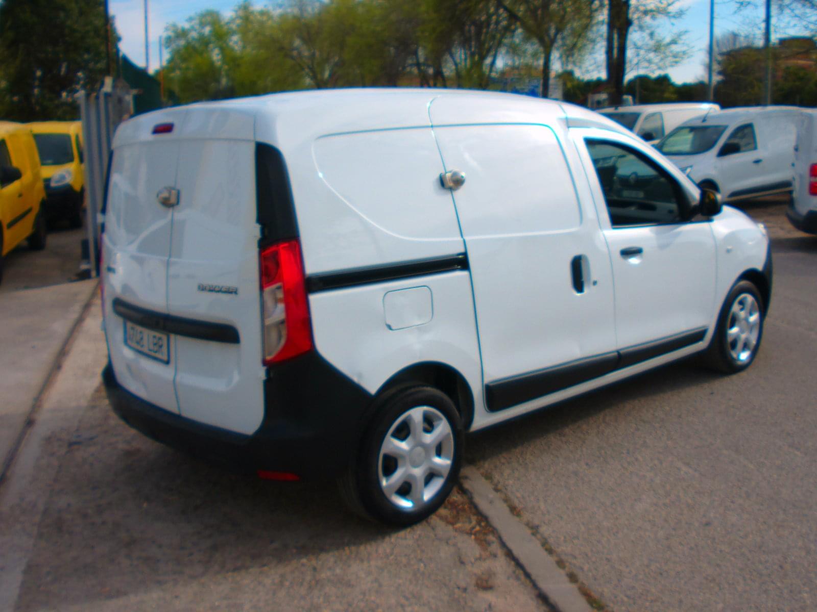 DACIA DOKKER 2 PLAZAS 7