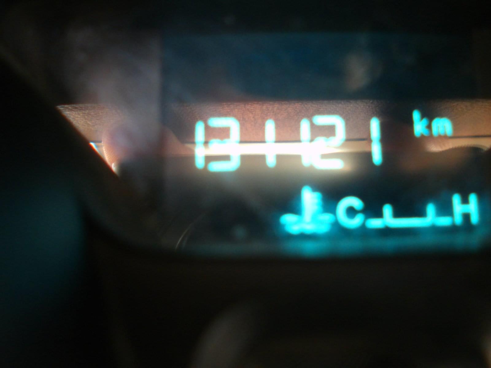 FORD TRANSIT COURIER 2 PLAZAS 13 