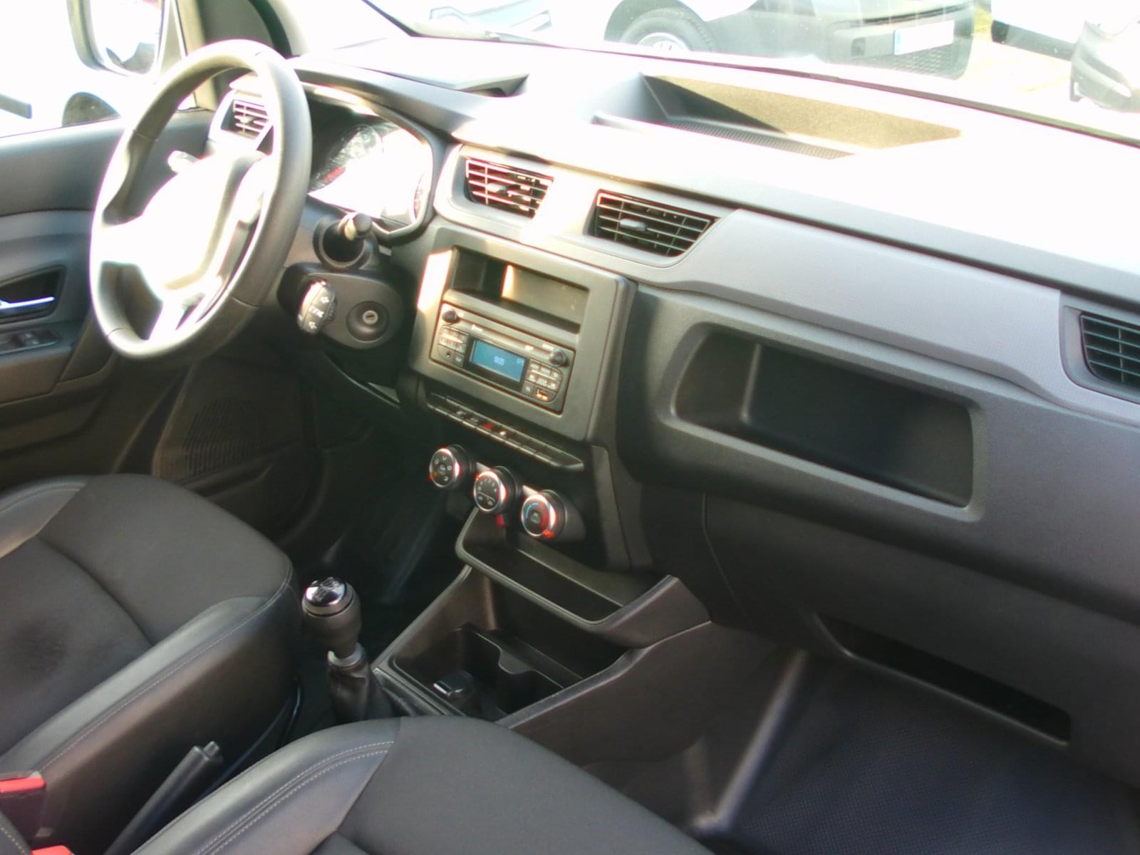 RENAULT KANGOO 2 PLAZAS 9