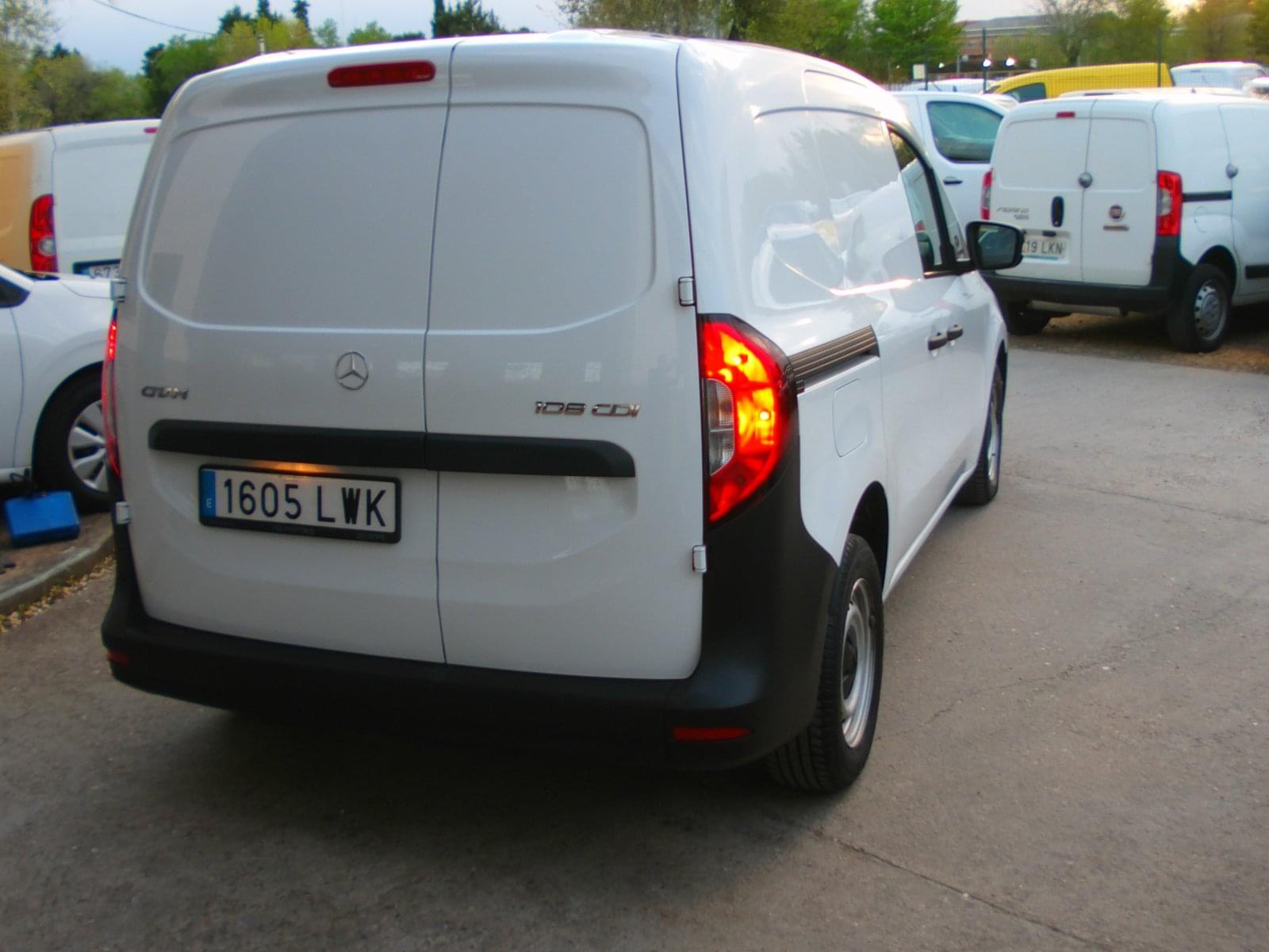 MERCEDES CITAN 2 PLAZAS 6 