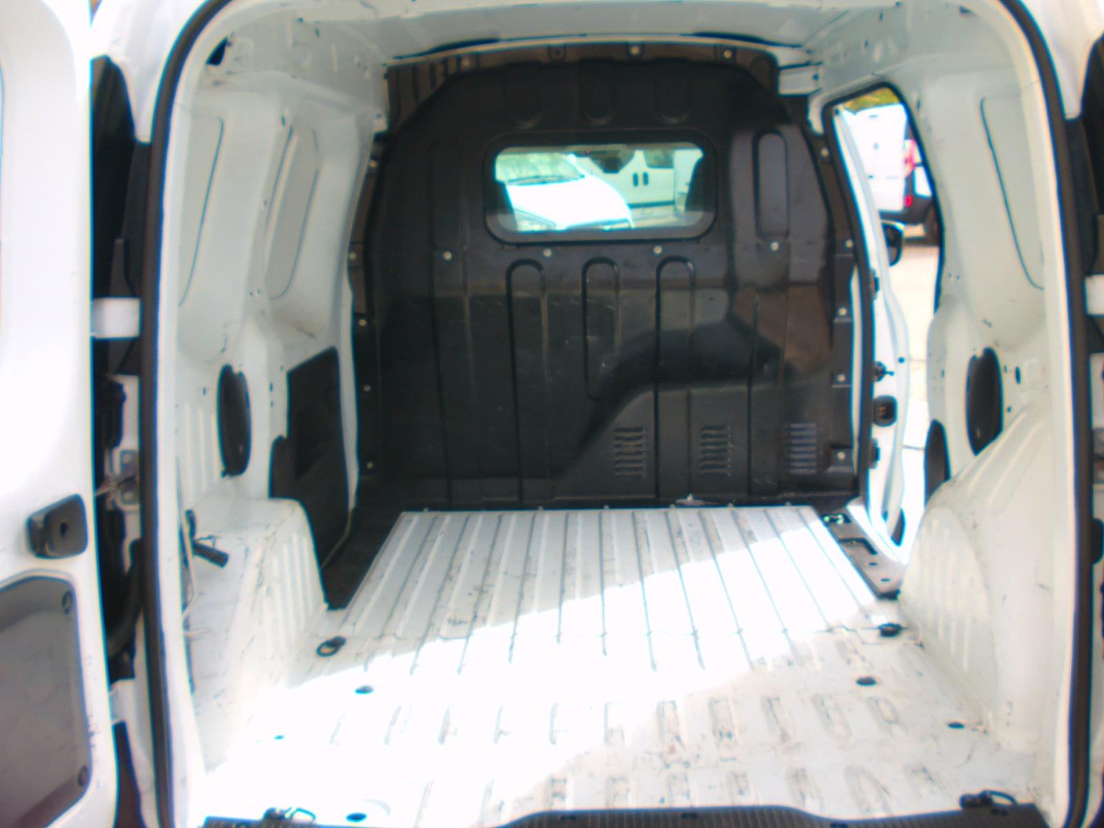 RENAULT KANGOO 2 PLAZAS 9