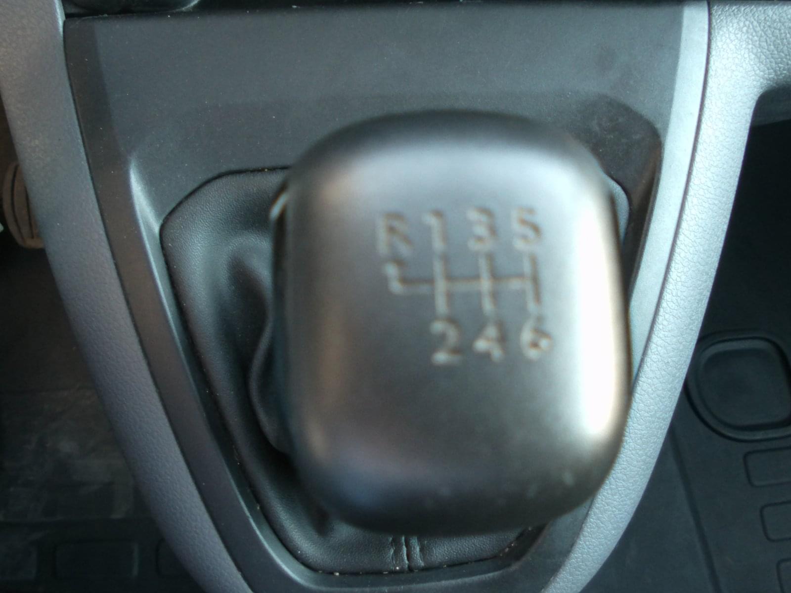 OPEL VIVARO FRIO CONGELACIÓN 3 PLAZAS 13 