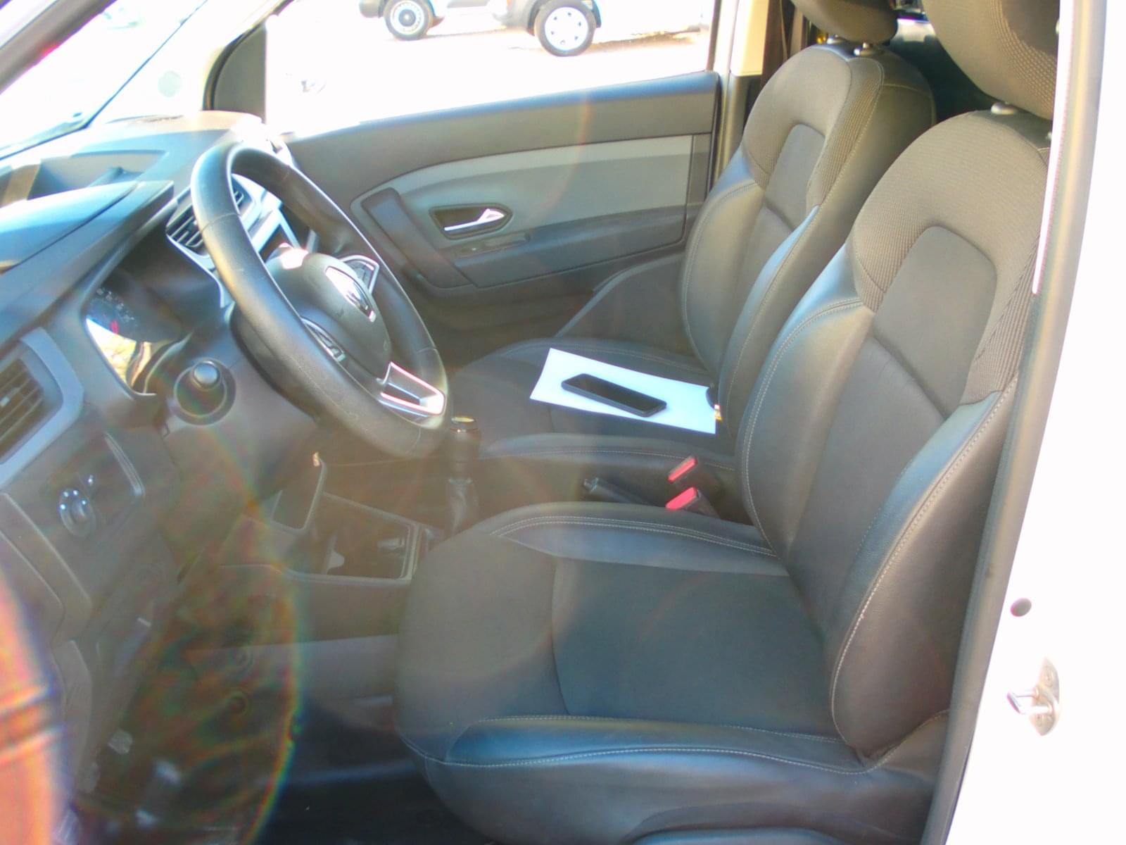 RENAULT KANGOO 2 PLAZAS 10