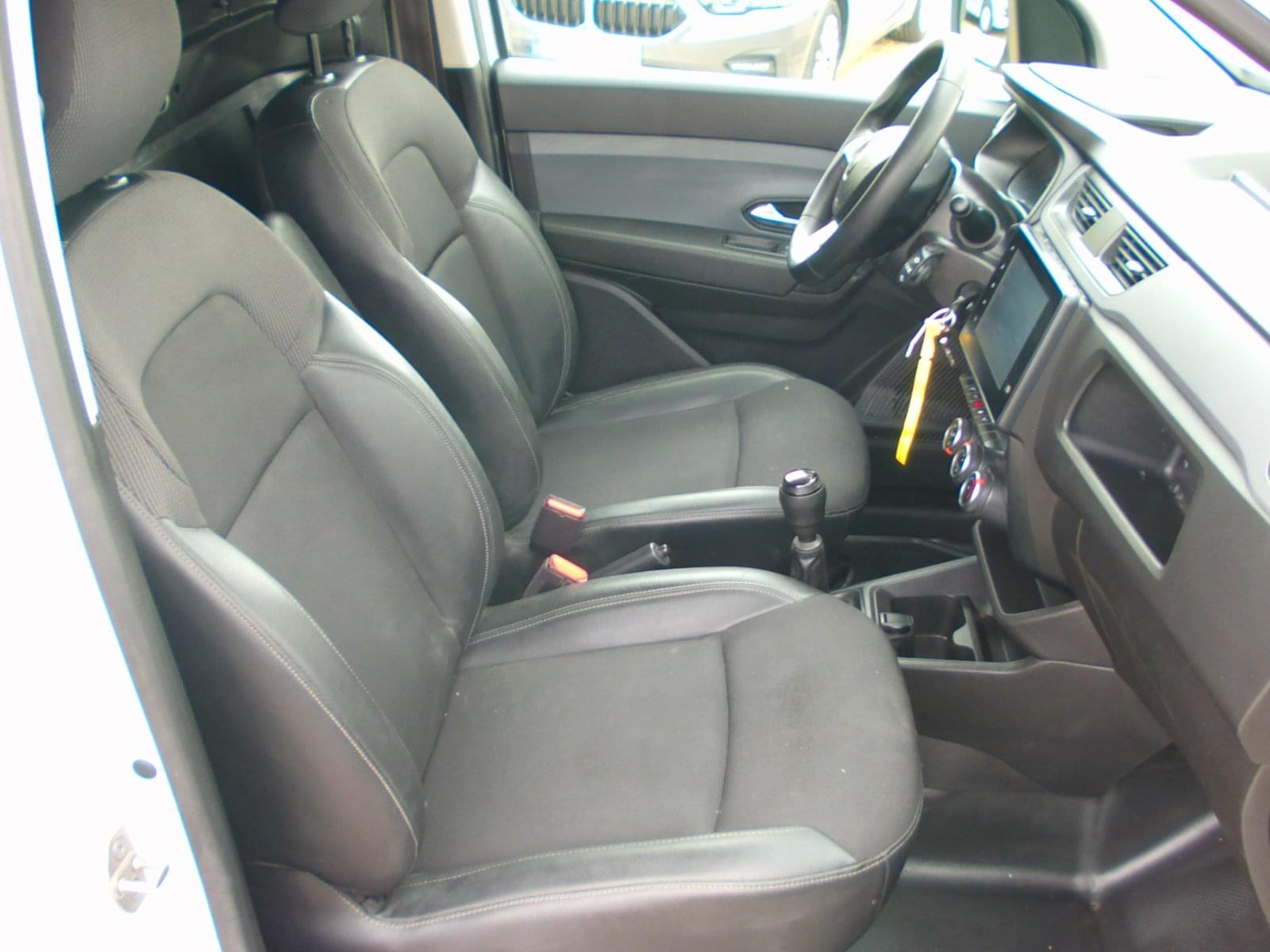 RENAULT KANGOO 2 PLAZAS 14