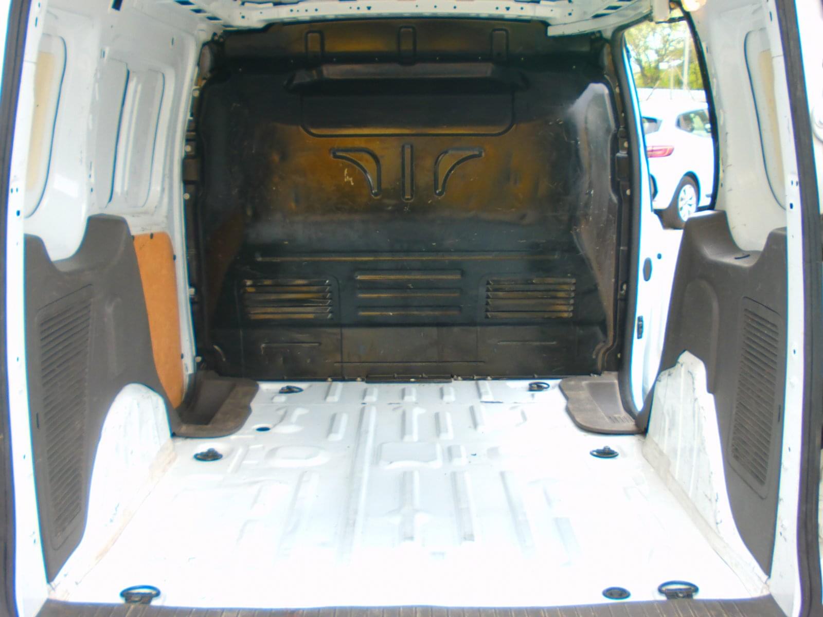 FORD TRANSIT CONNECT 2 PLAZAS 10