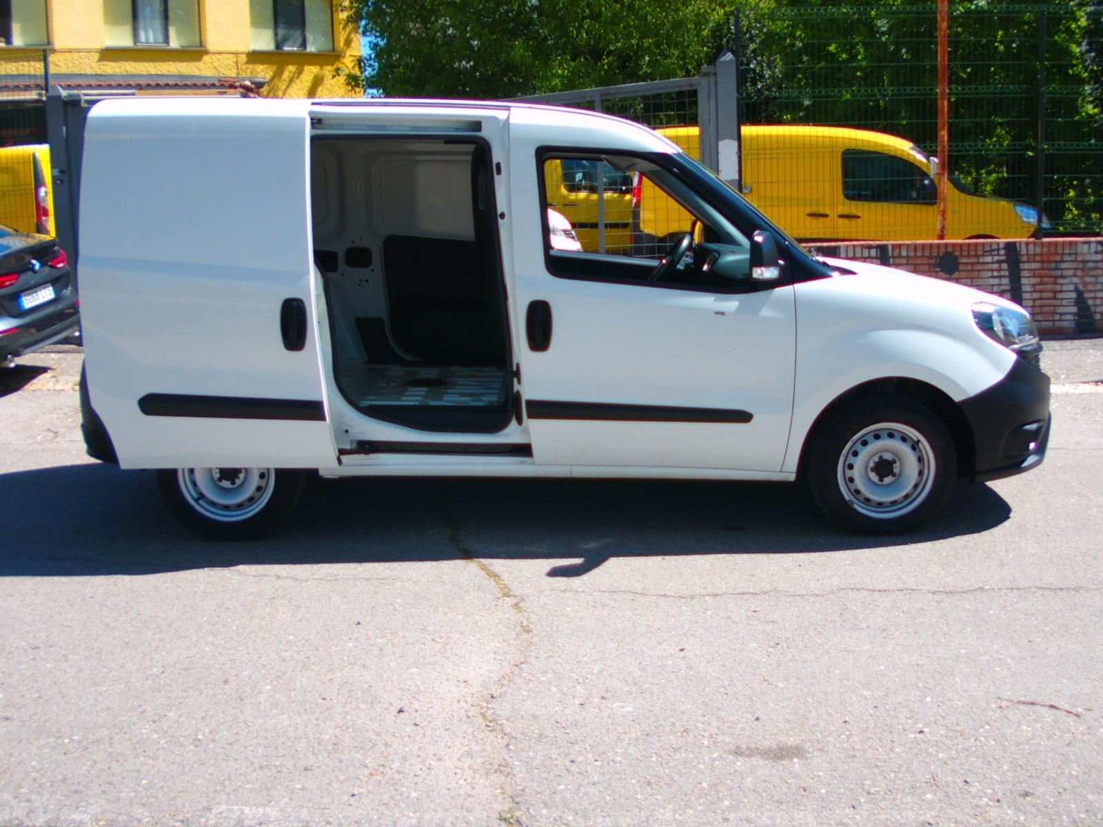 FIAT DOBLO 2 PLAZAS 10 