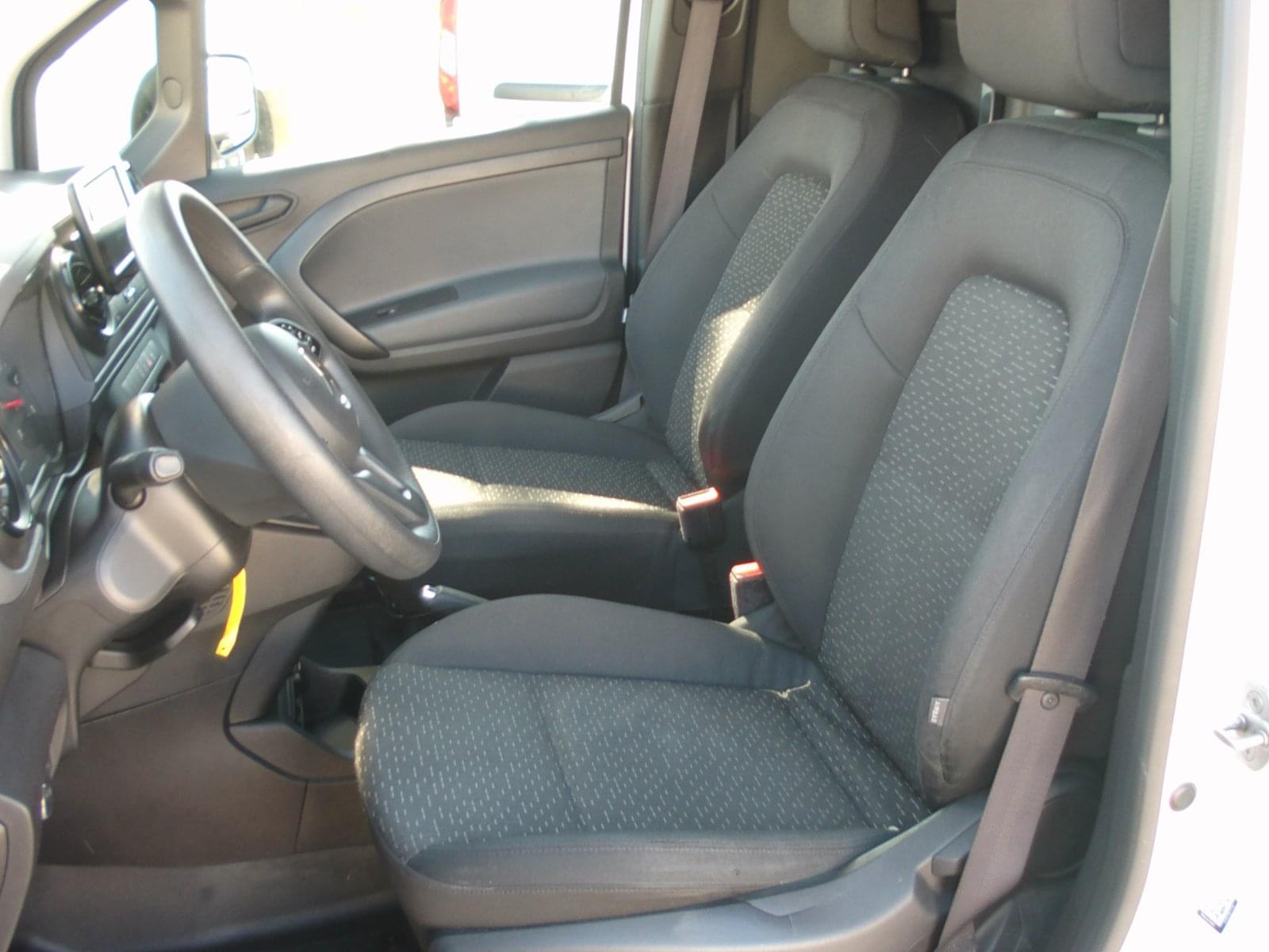 MERCEDES CITAN 2 PLAZAS 11 