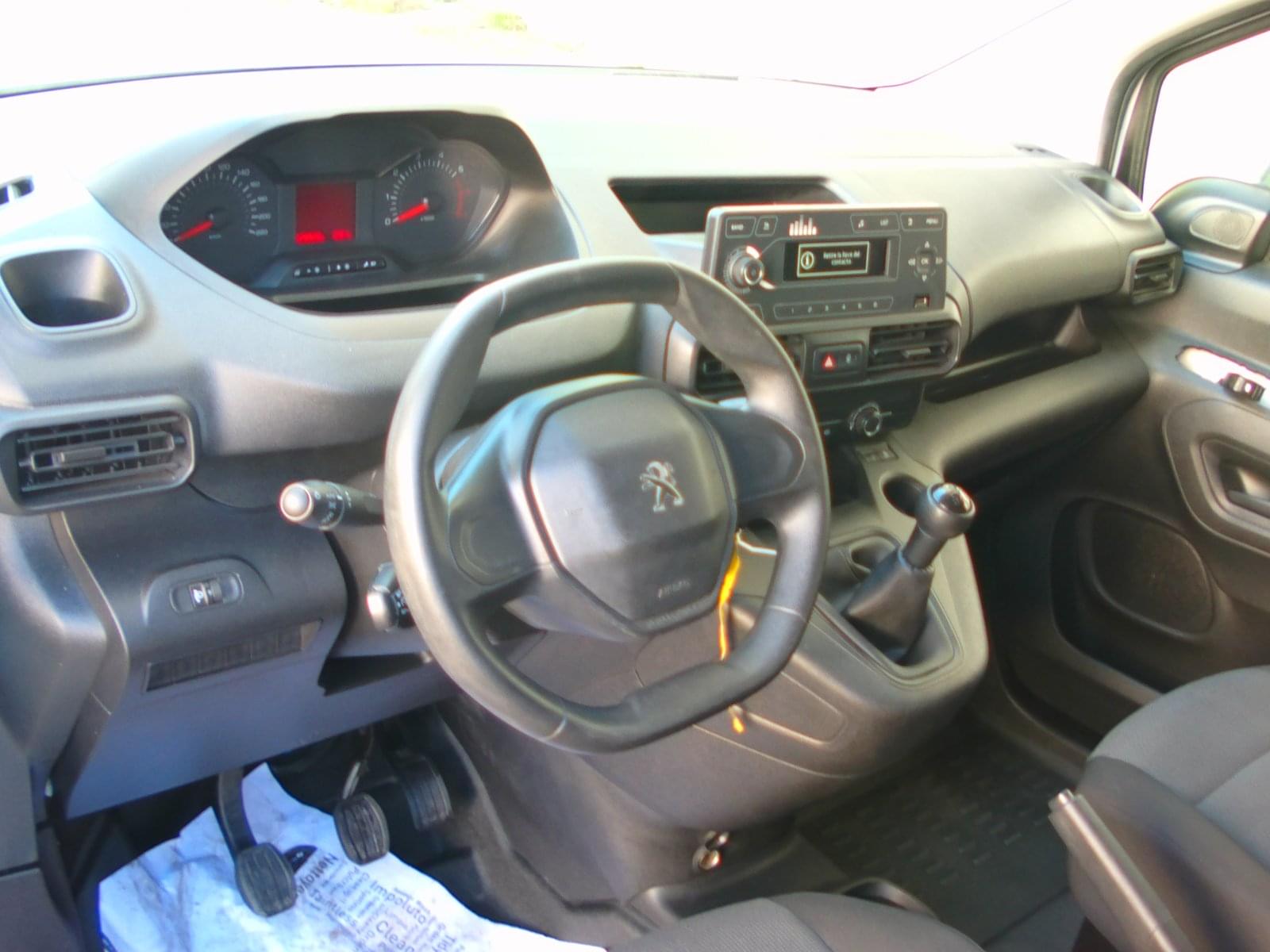 PEUGEOT PARTNER 2 PLAZAS 10 