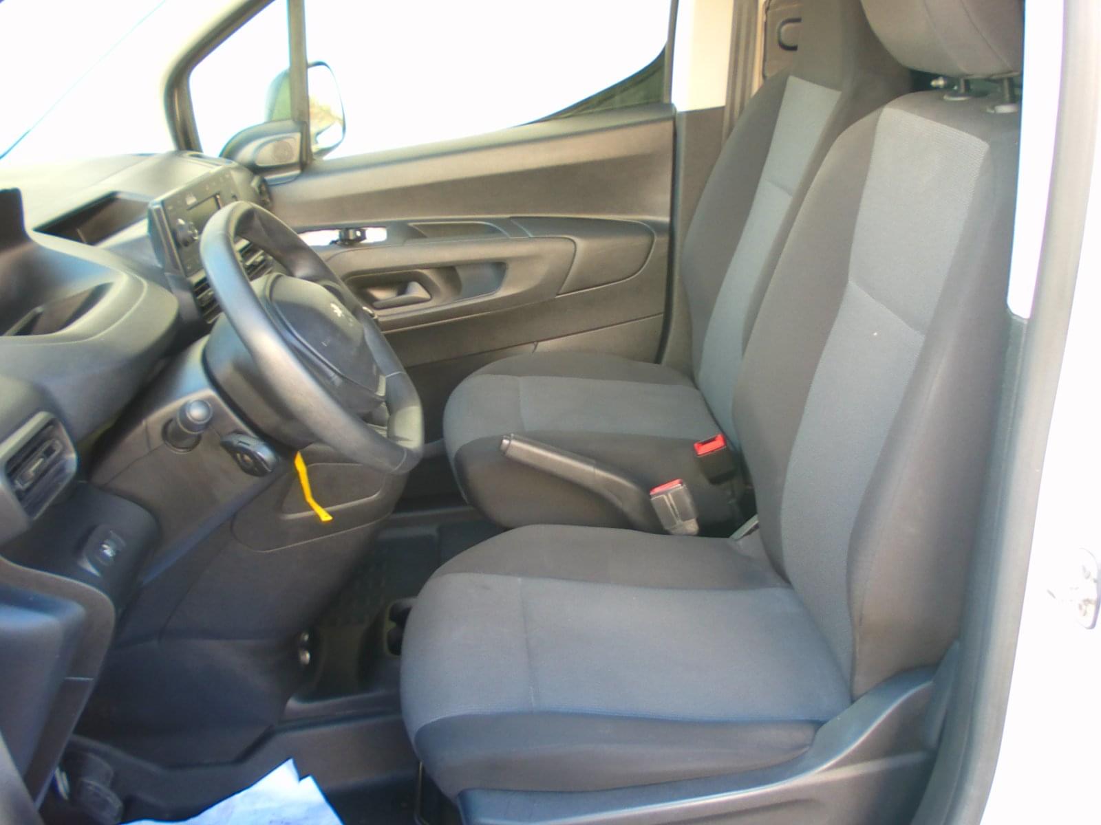 PEUGEOT PARTNER 2 PLAZAS 11 