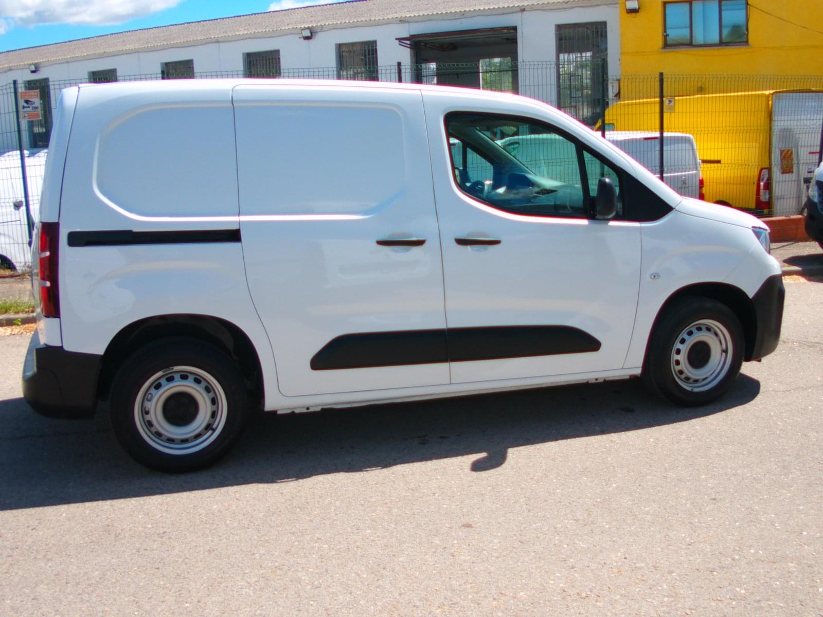 PEUGEOT PARTNER 2 PLAZAS 8 
