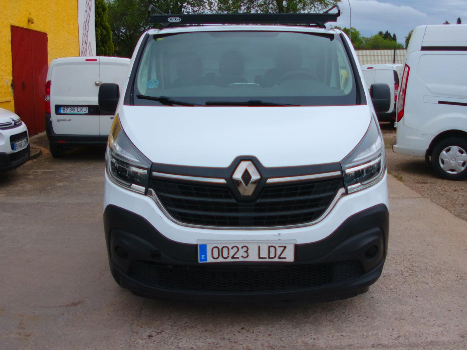 RENAULT TRAFIC 3 PLAZAS 2