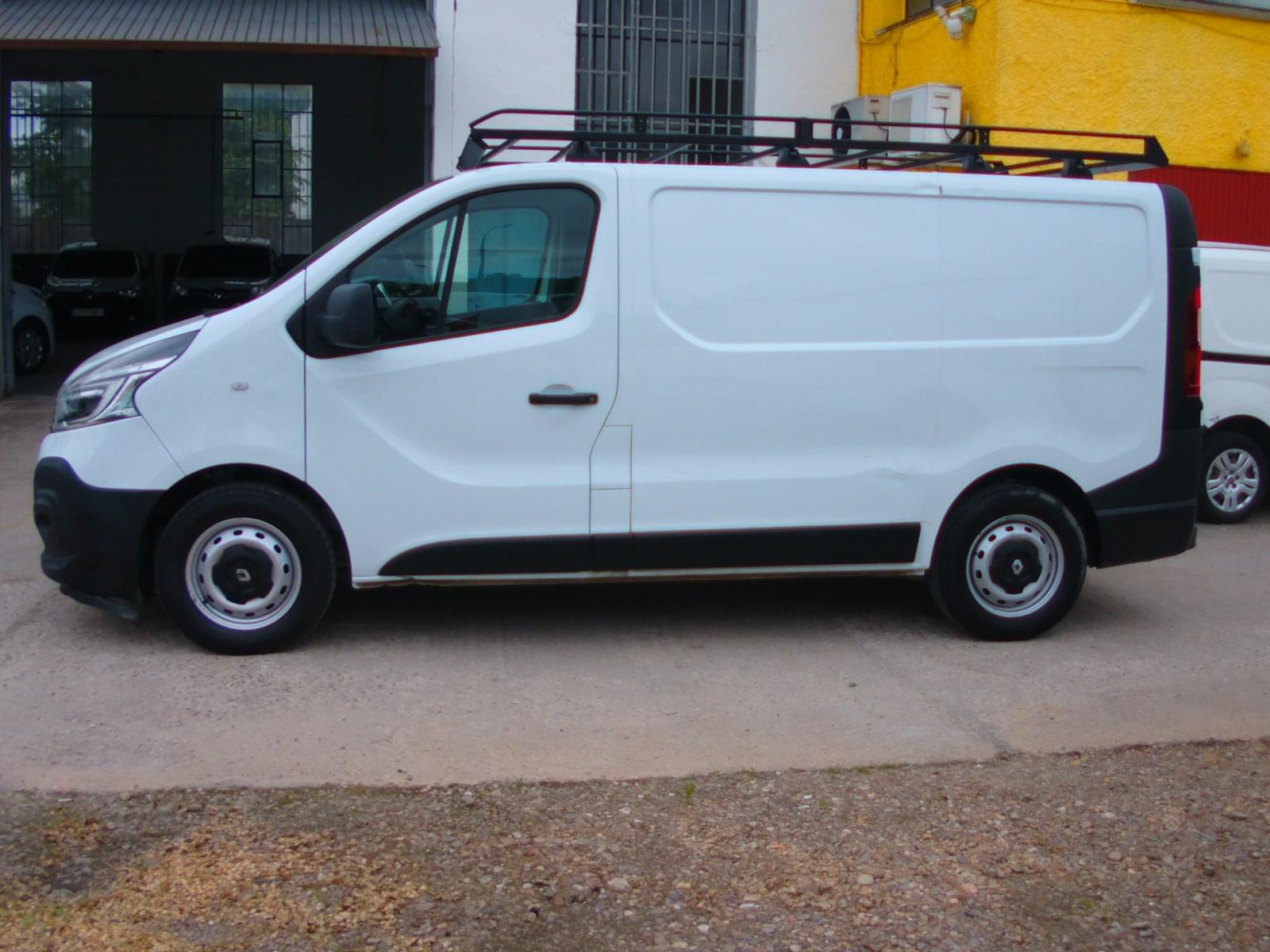 RENAULT TRAFIC 3 PLAZAS 5