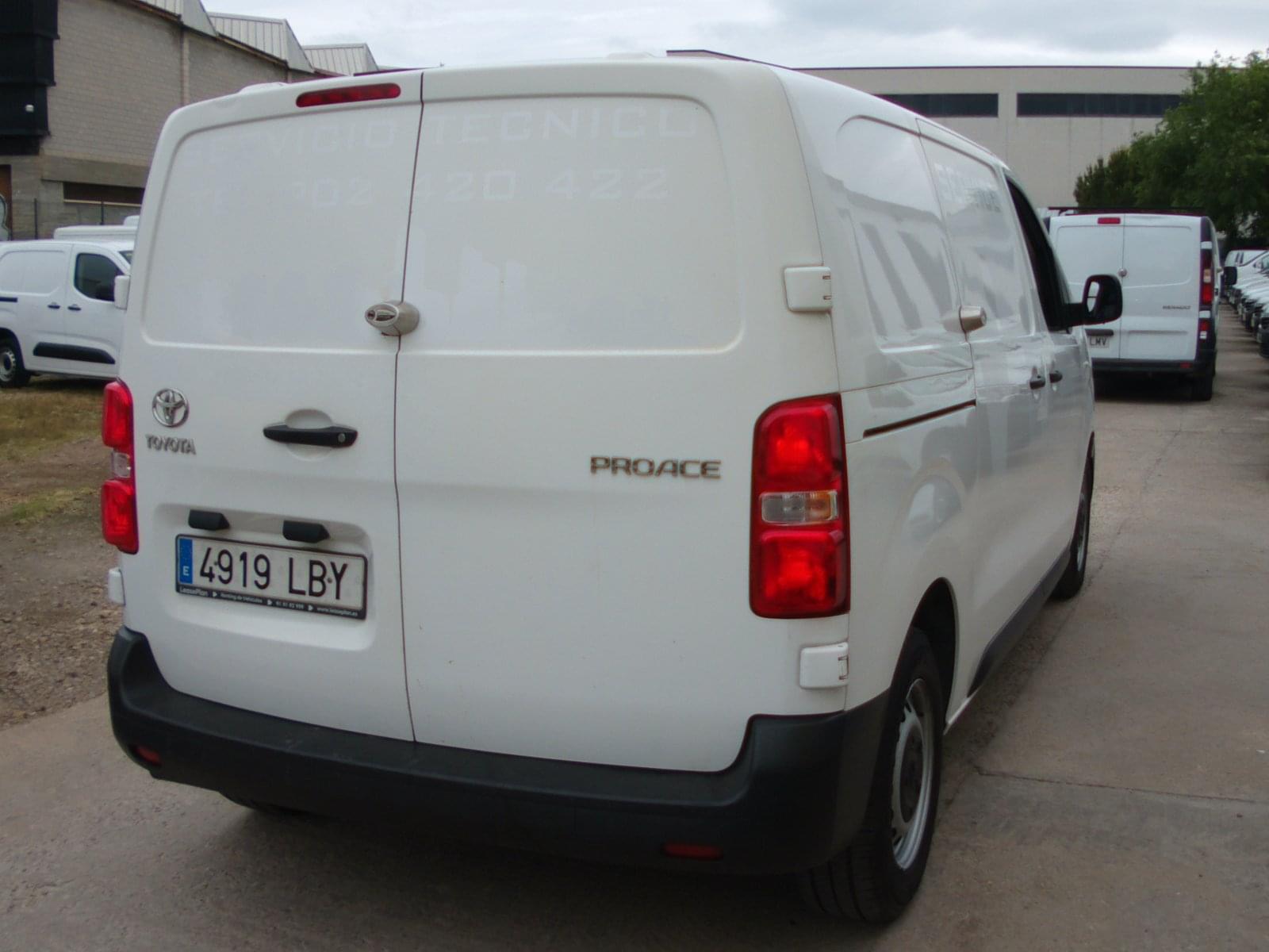 TOYOTA PROACE 3 PLAZAS 7