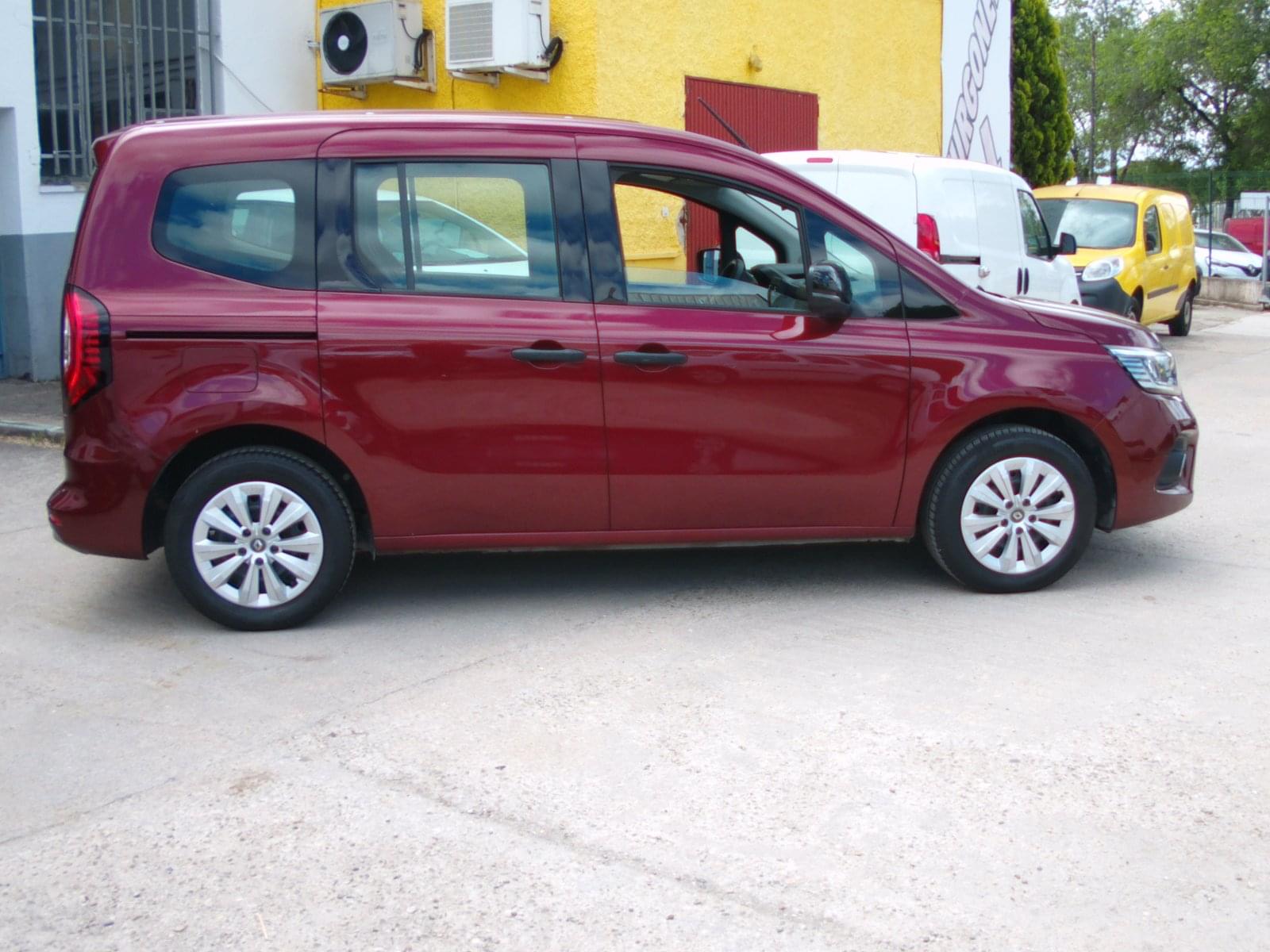 RENAULT KANGOO COMBI 5 PLAZAS 8