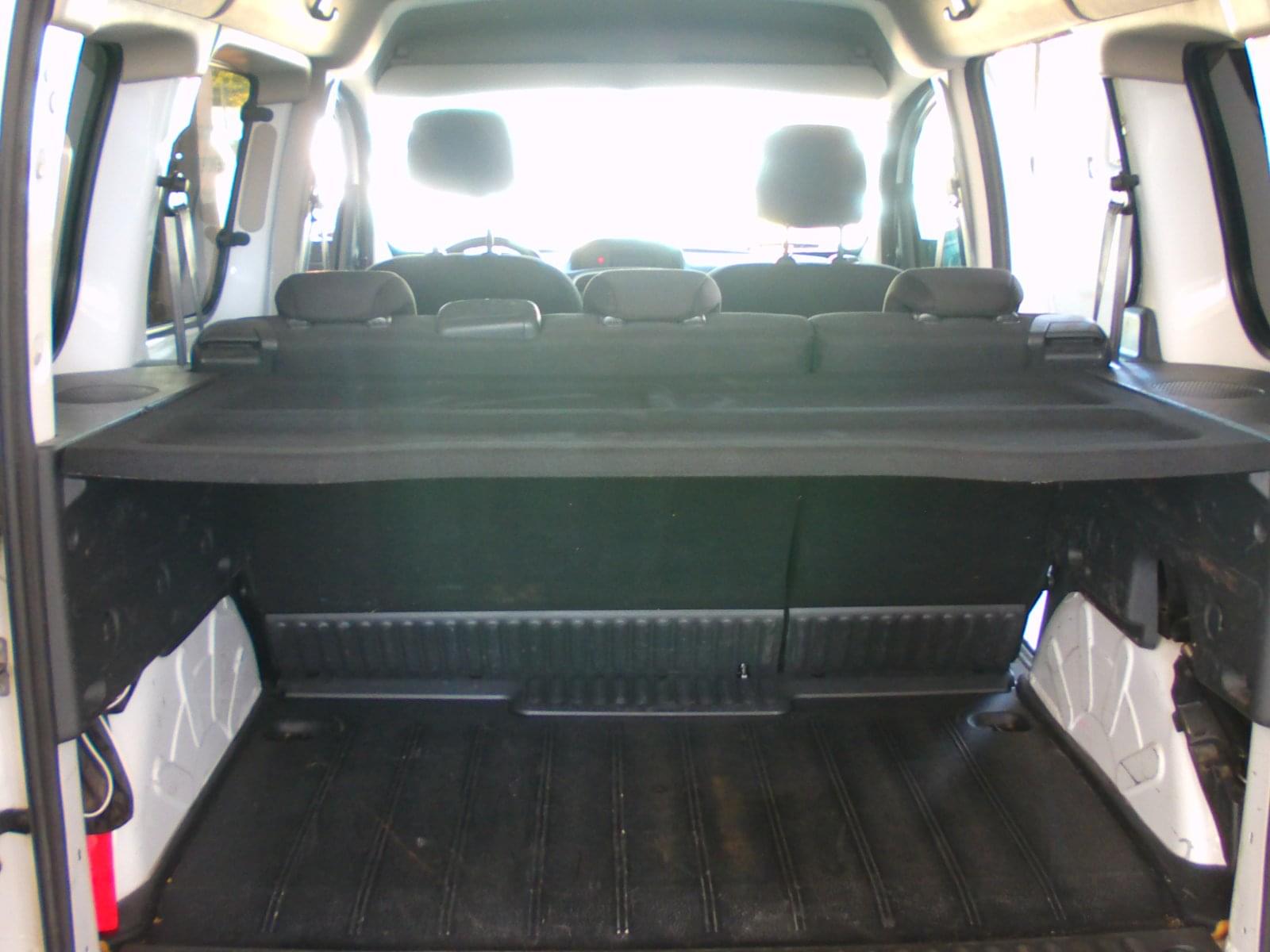 RENAULT KANGOO COMBI 5 PLAZAS 10