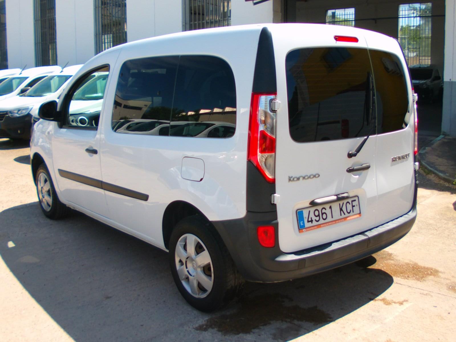 RENAULT KANGOO COMBI 5 PLAZAS 4