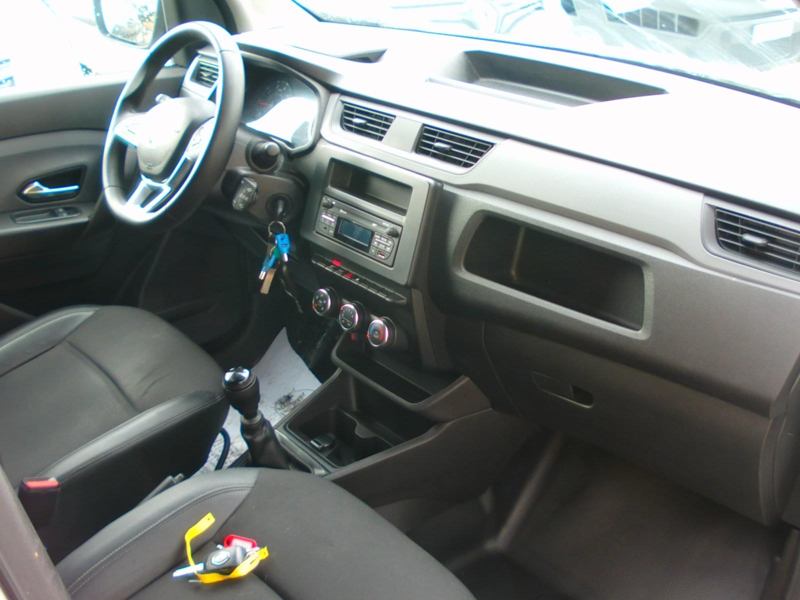 RENAULT KANGOO 2 PLAZAS 10