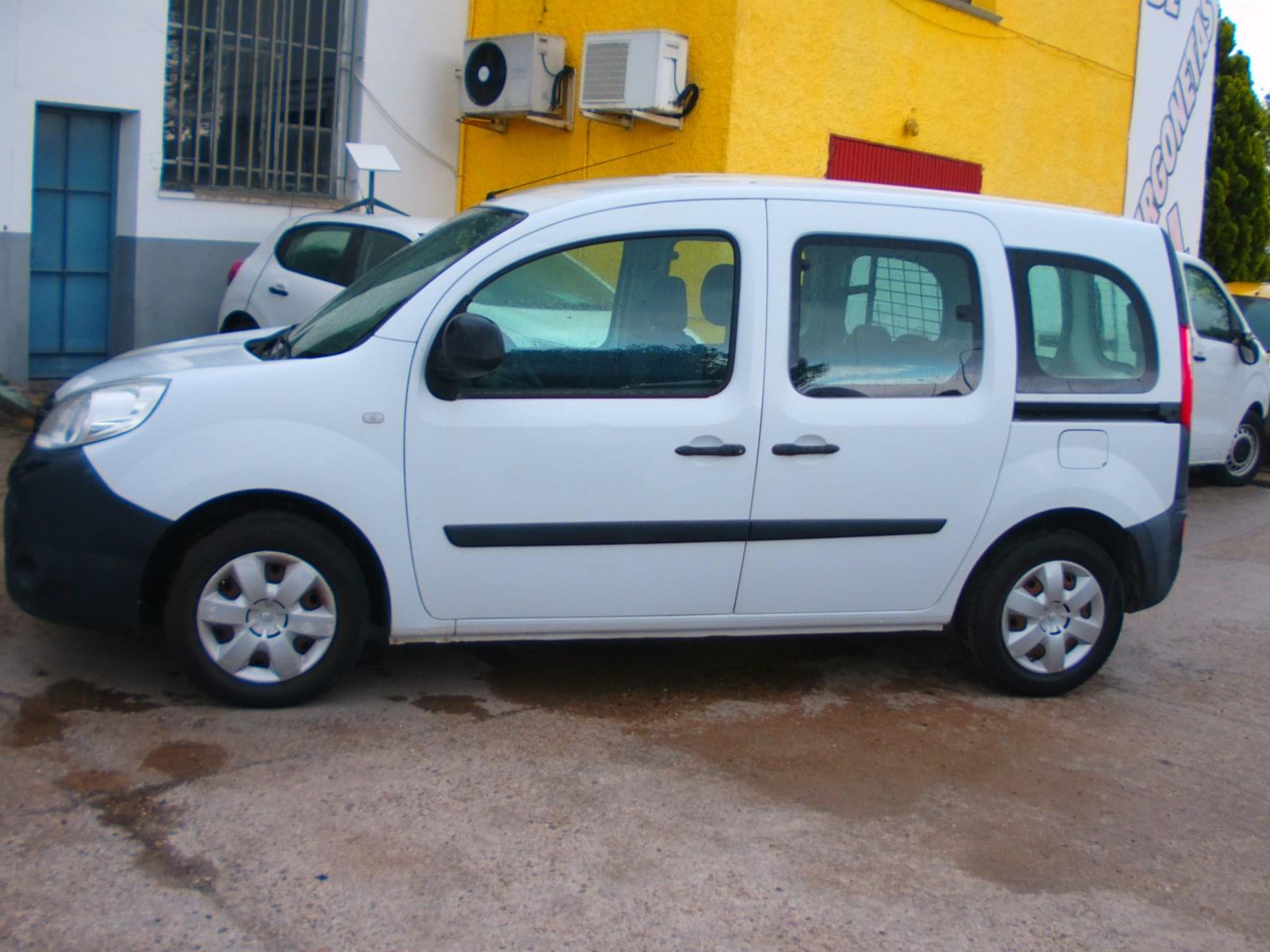 RENAULT KANGOO COMBI 5 PLAZAS 4 
