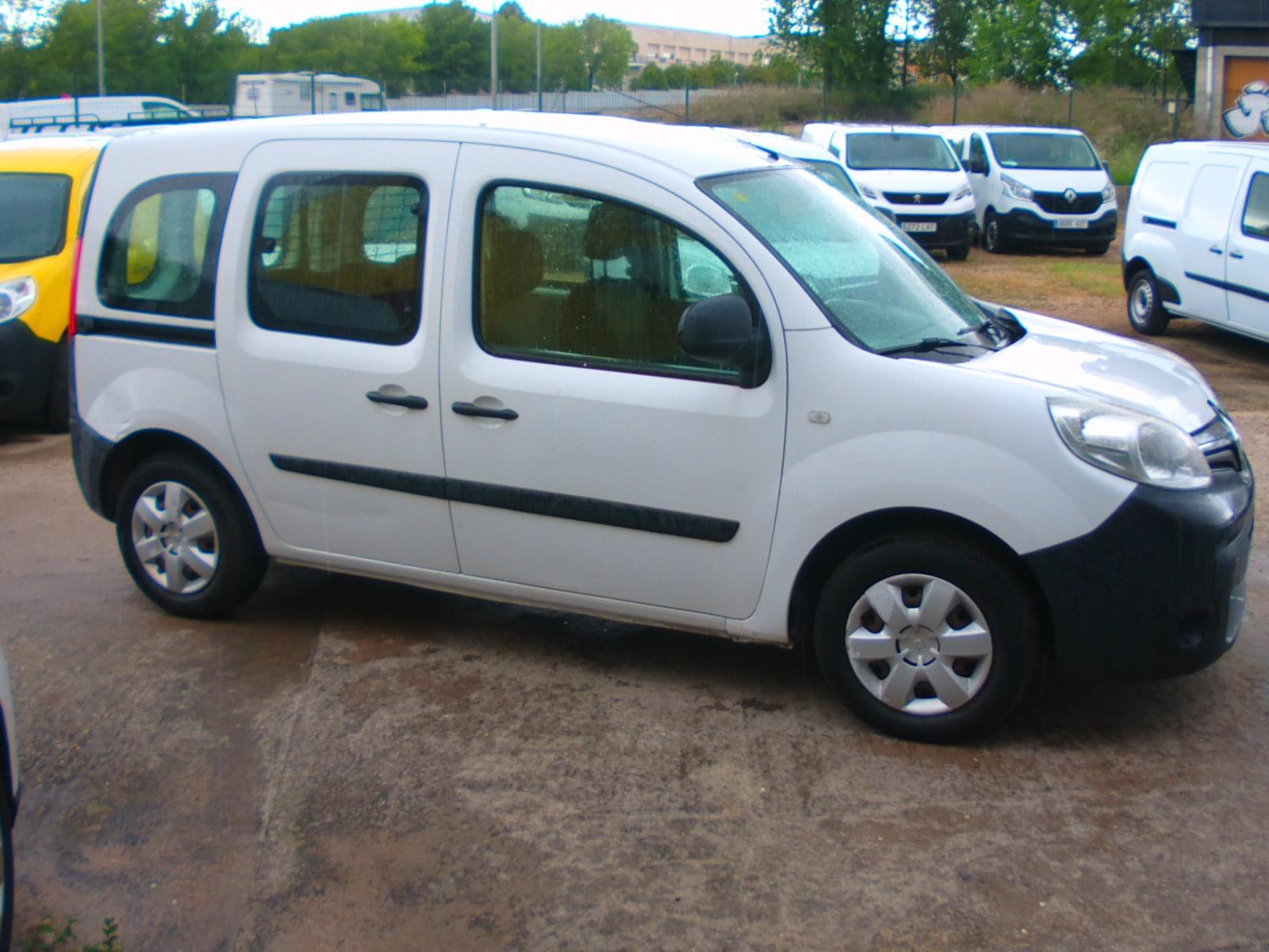 RENAULT KANGOO COMBI 5 PLAZAS 8 