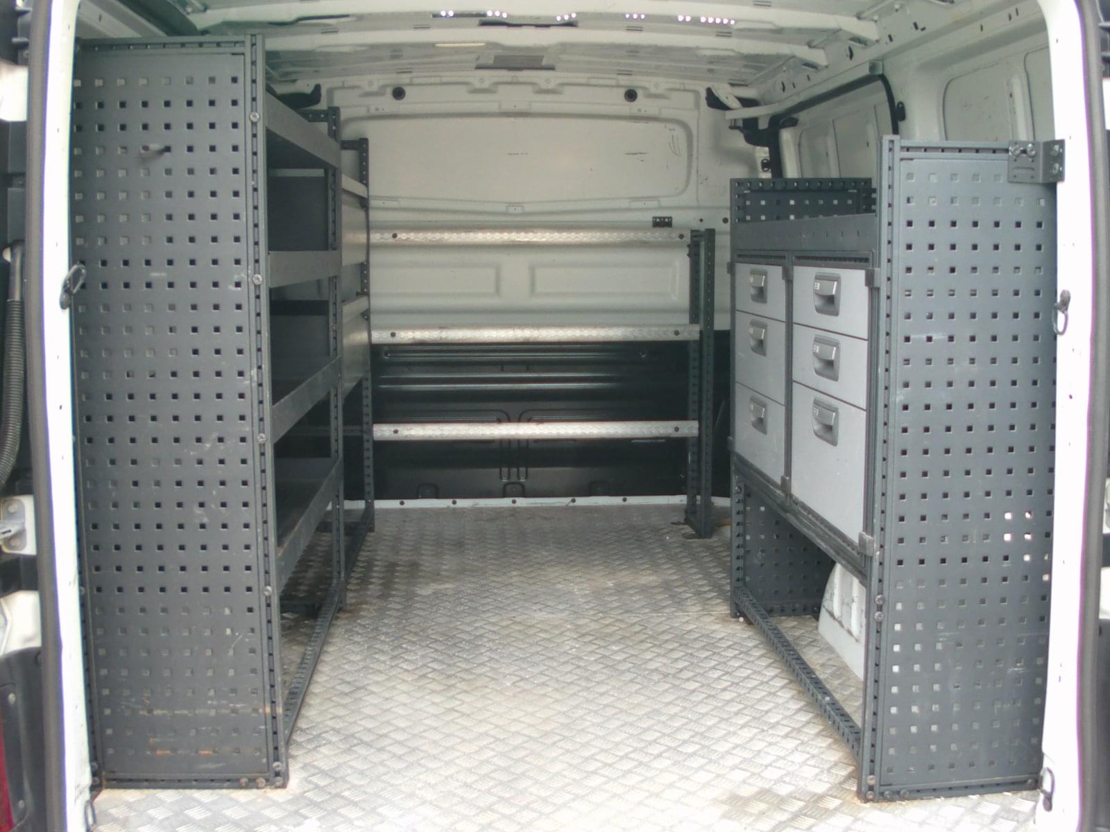 RENAULT TRAFIC 3 PLAZAS 11