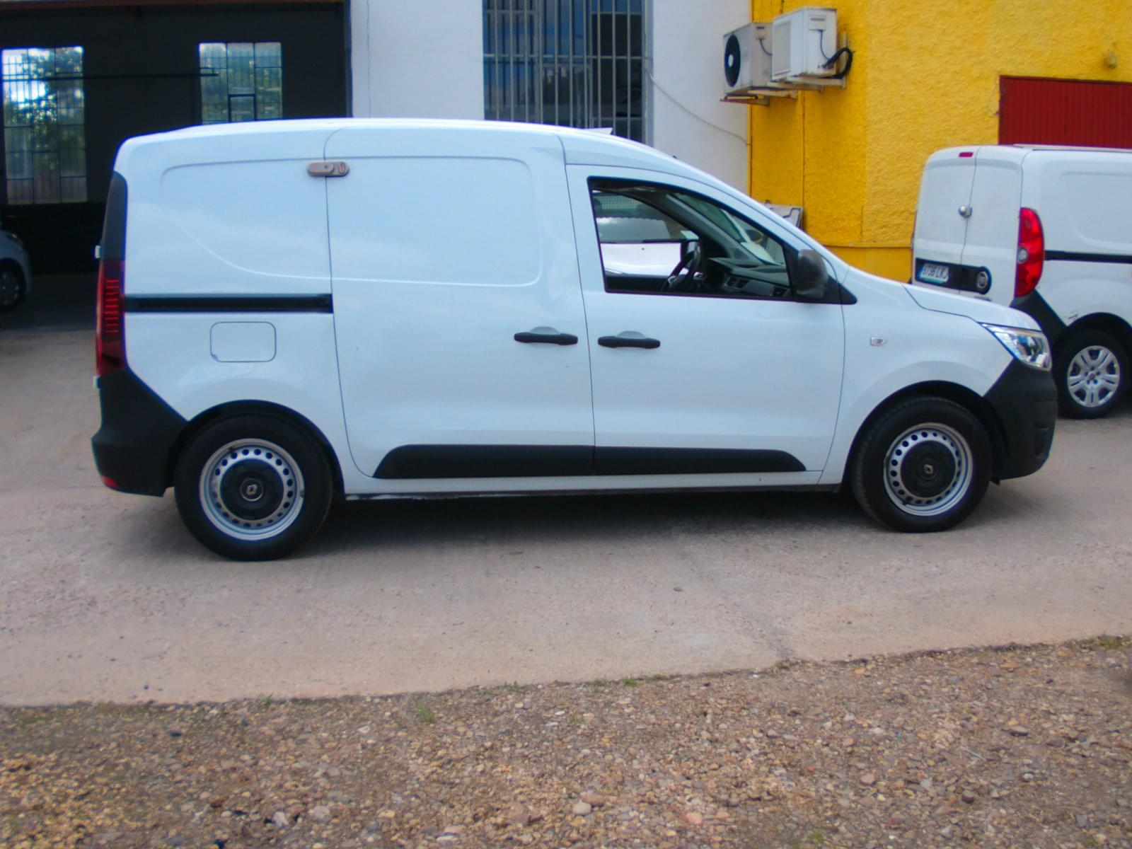 RENAULT KANGOO 2 PLAZAS 8 