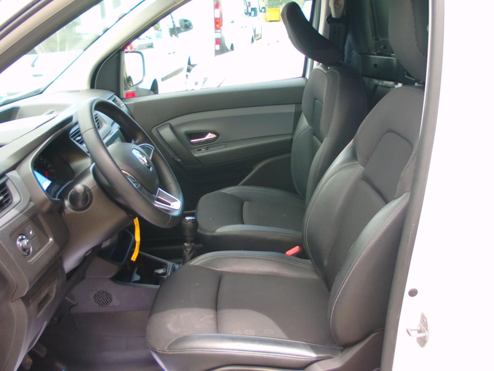 RENAULT KANGOO 2 PLAZAS 8