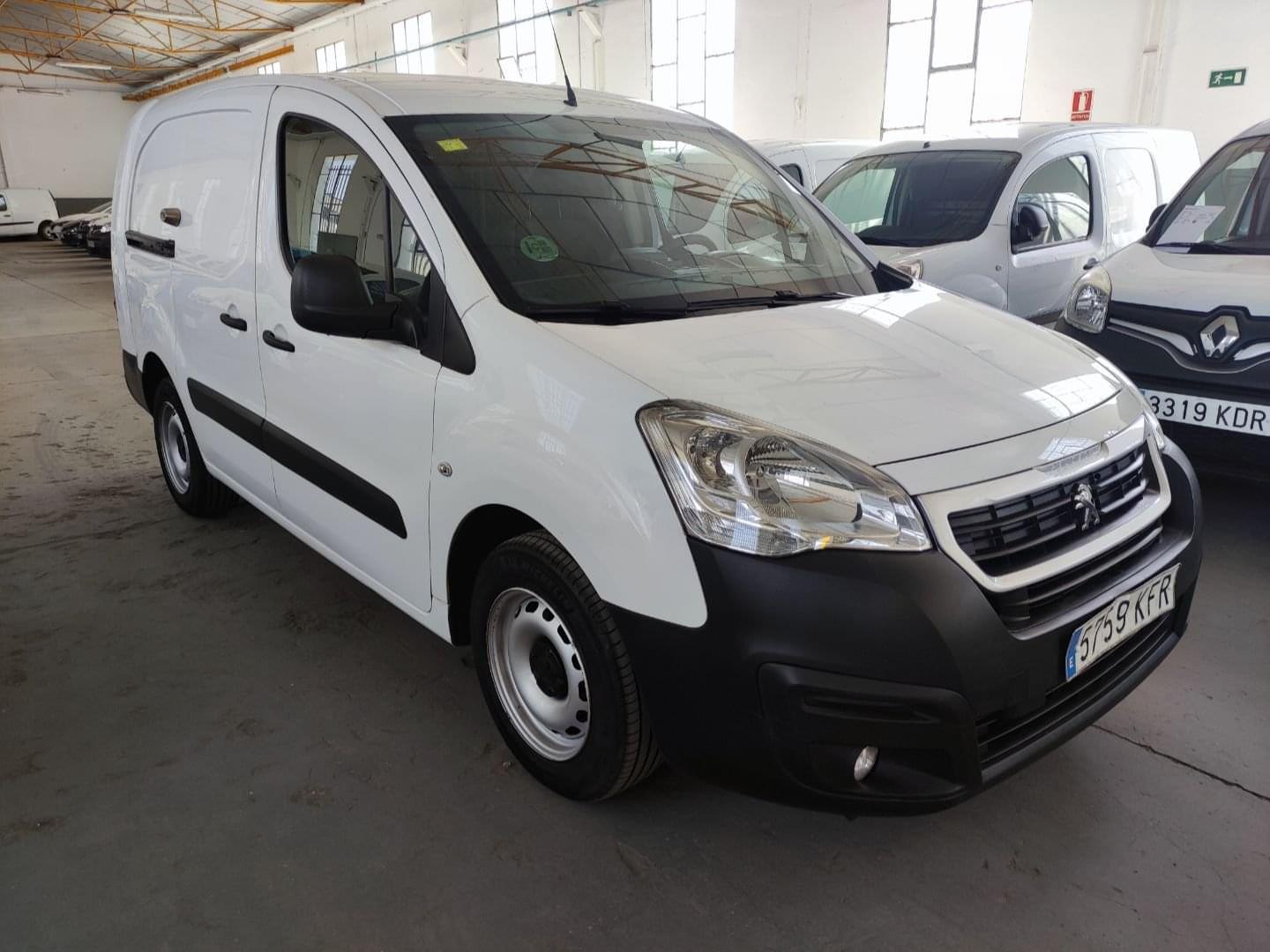 PEUGEOT PARTNER 2 PLAZAS MAXI 2017 100CV 2 