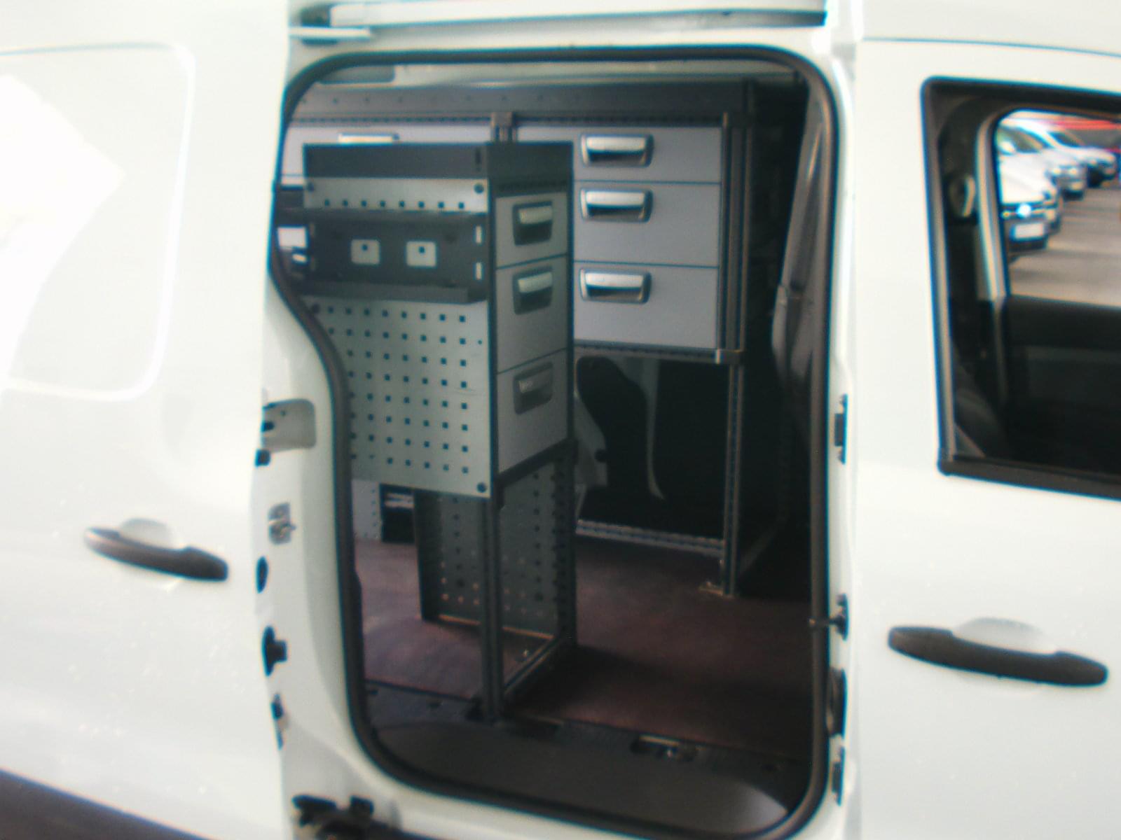 RENAULT KANGOO 2 PLAZAS 18 