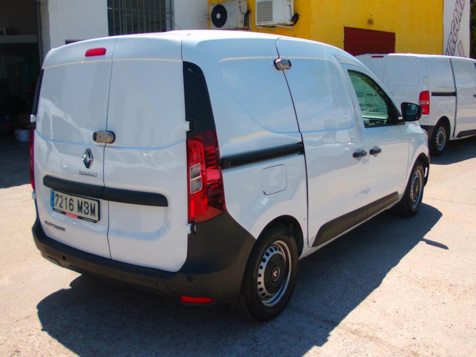 RENAULT KANGOO 2 PLAZAS 8 