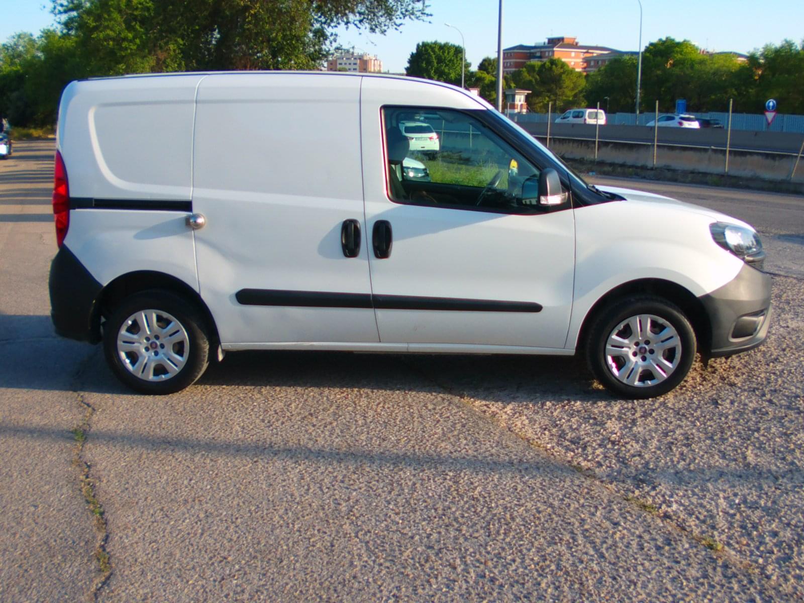 FIAT DOBLO 2 PLAZAS 6