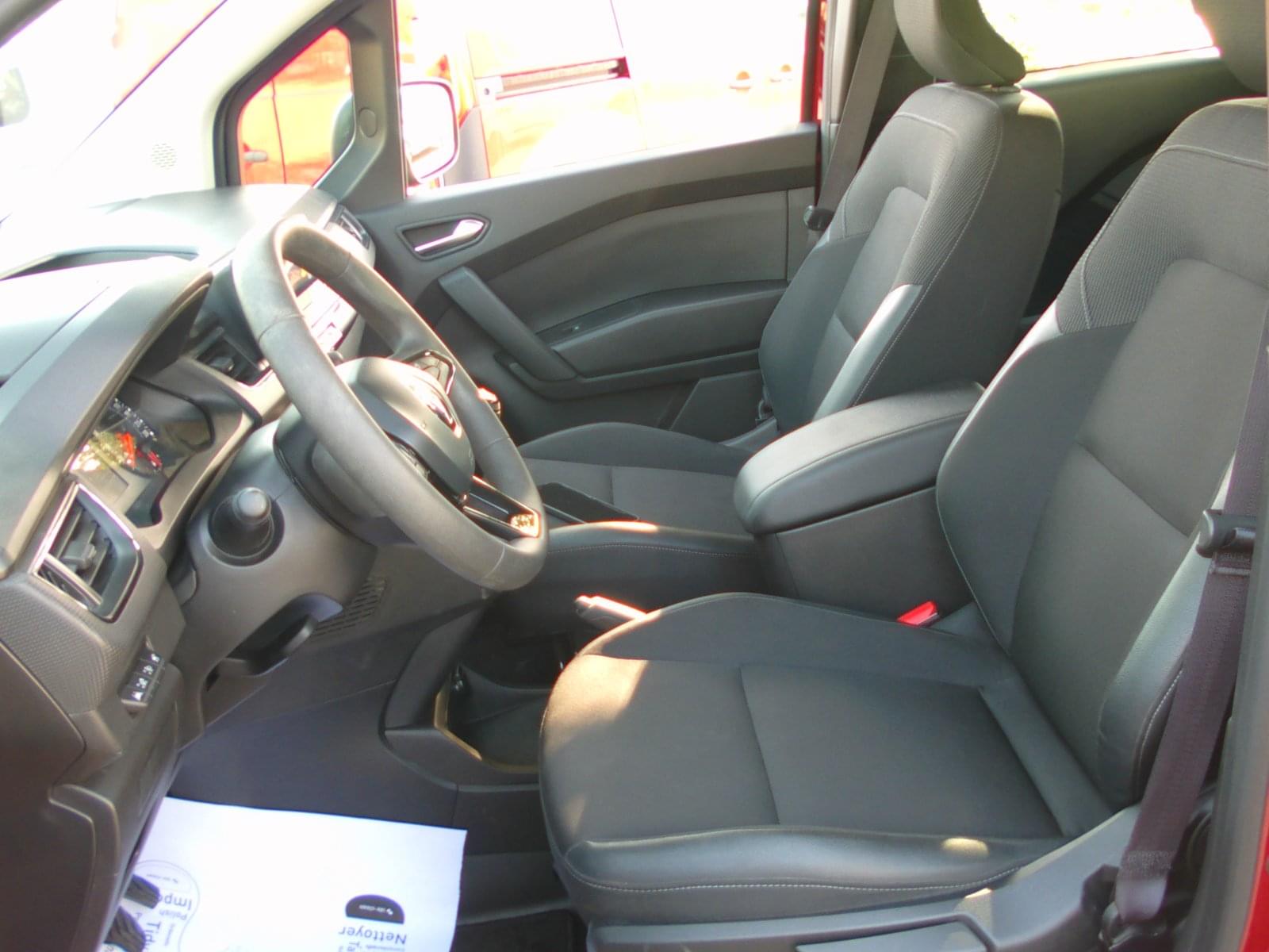 RENAULT KANGOO COMBI 5 PLAZAS 10