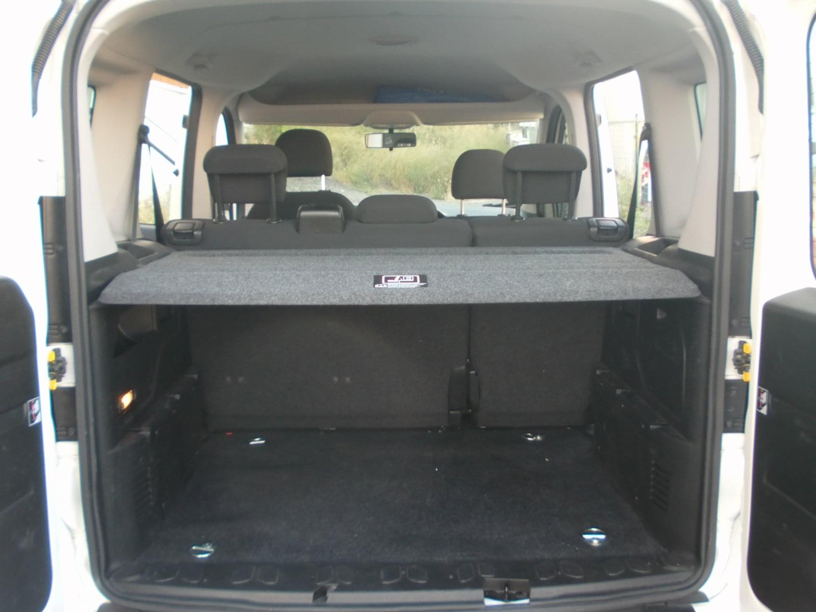 FIAT DOBLO COMBI 5 PLAZAS 12