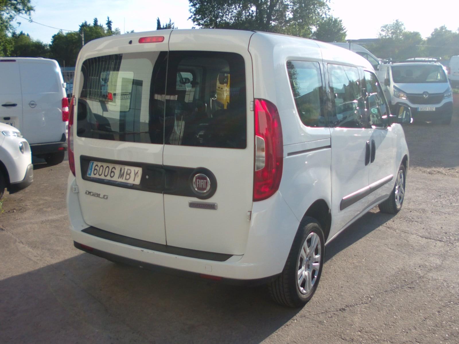 FIAT DOBLO COMBI 5 PLAZAS 7