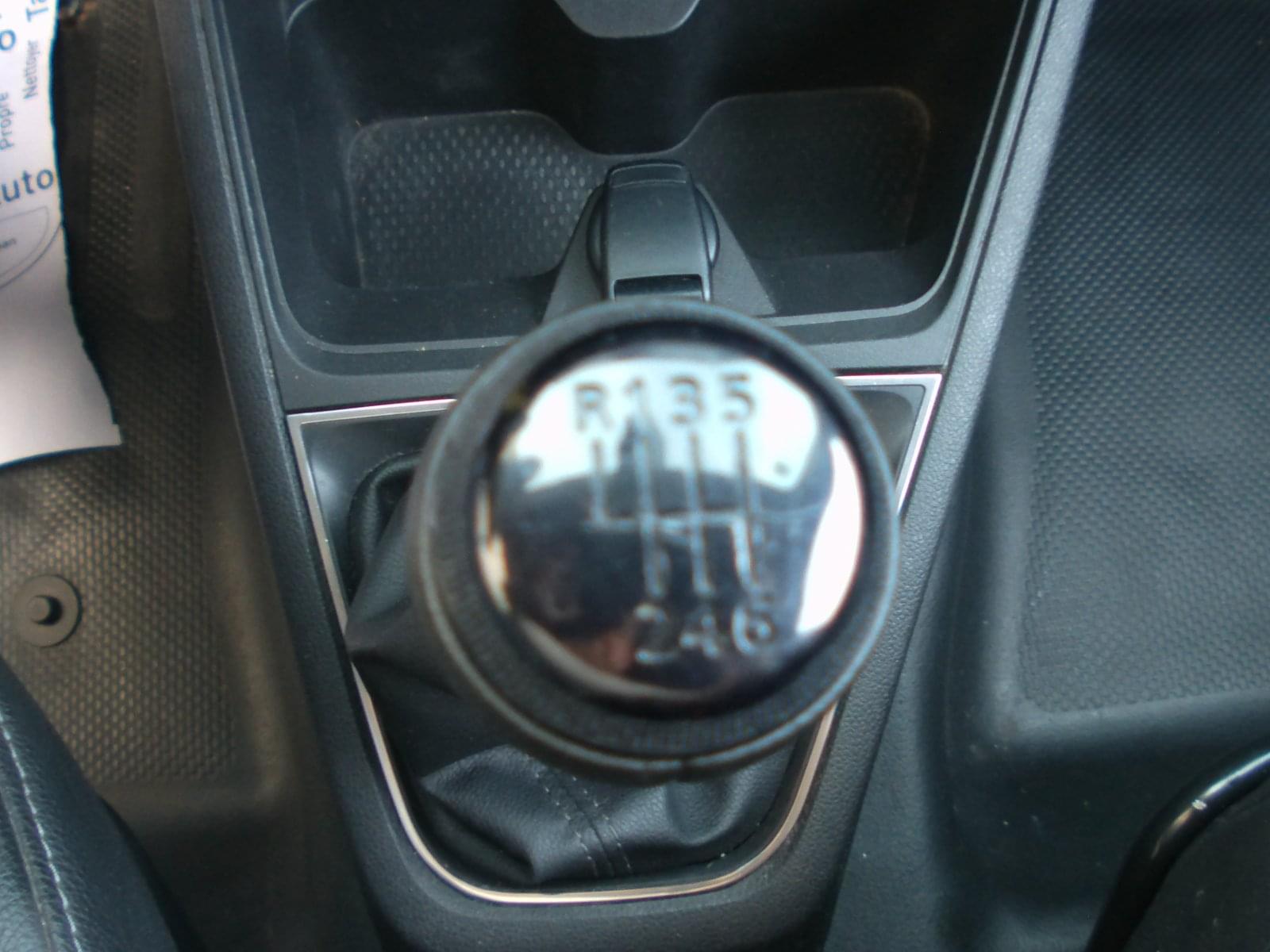 RENAULT KANGOO 2 PLAZAS 18