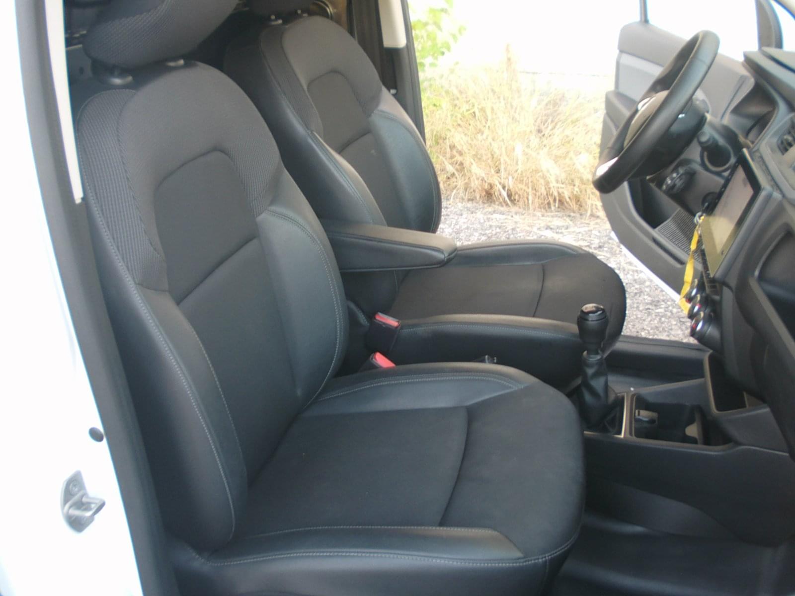 RENAULT KANGOO 2 PLAZAS 9
