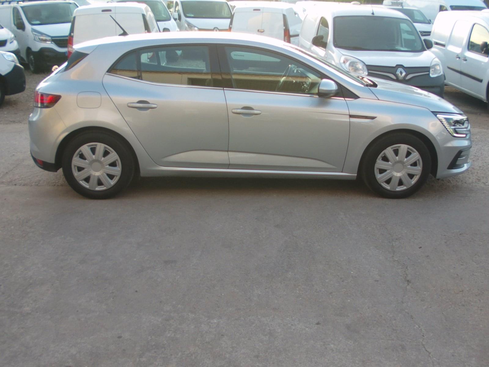 RENAULT MEGANE 8