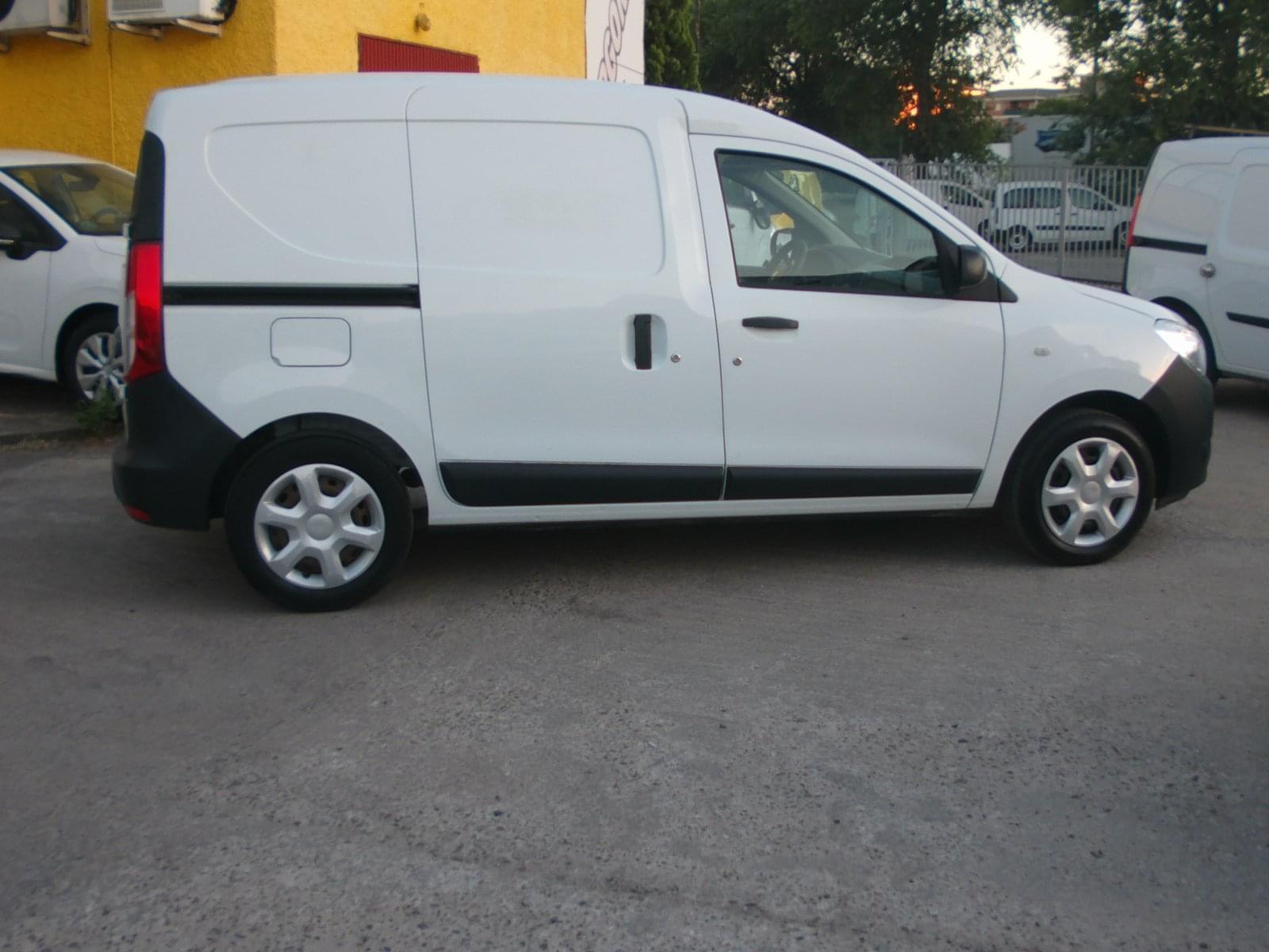 DACIA DOCKER GLP 2 PLAZAS 5 