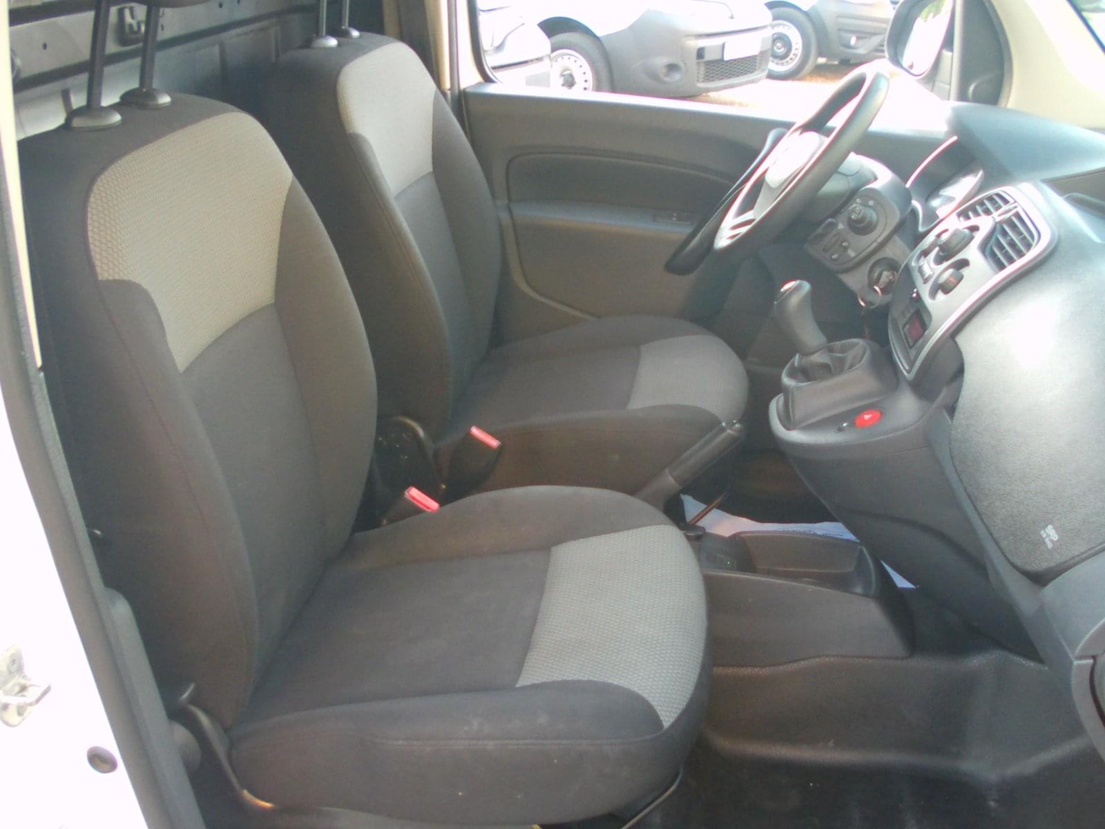 RENAULT KANGOO 2 PLAZAS 11