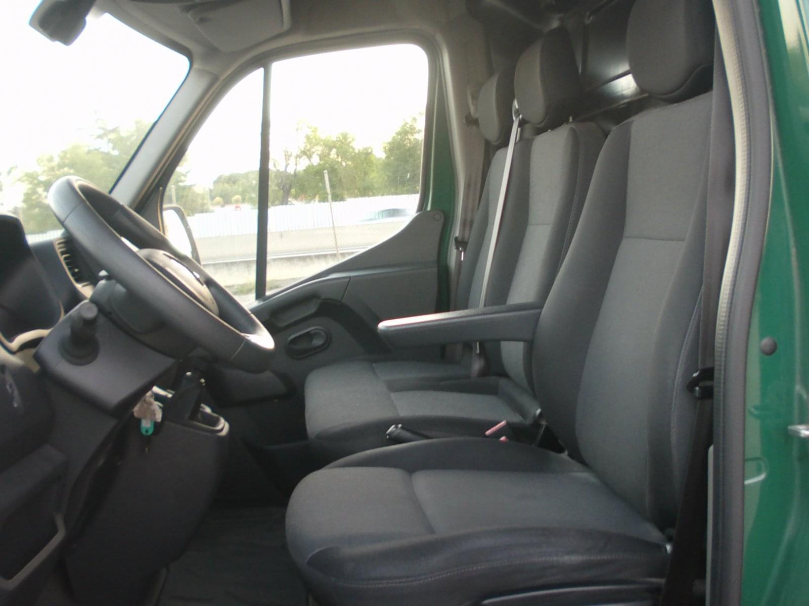 RENAULT MASTER L2H2 3 PLAZAS 15 