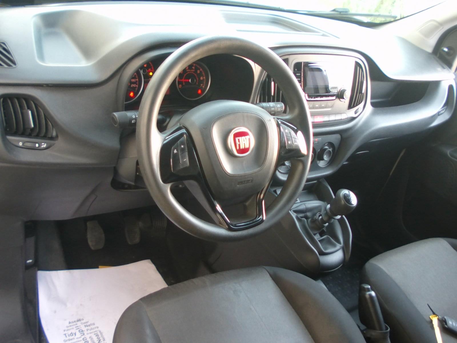 FIAT DOBLO 2 PLAZAS 11 