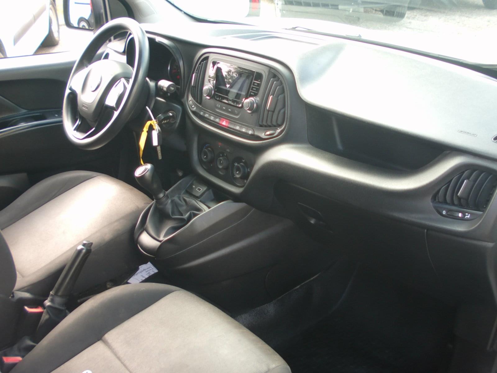 FIAT DOBLO 2 PLAZAS 10 