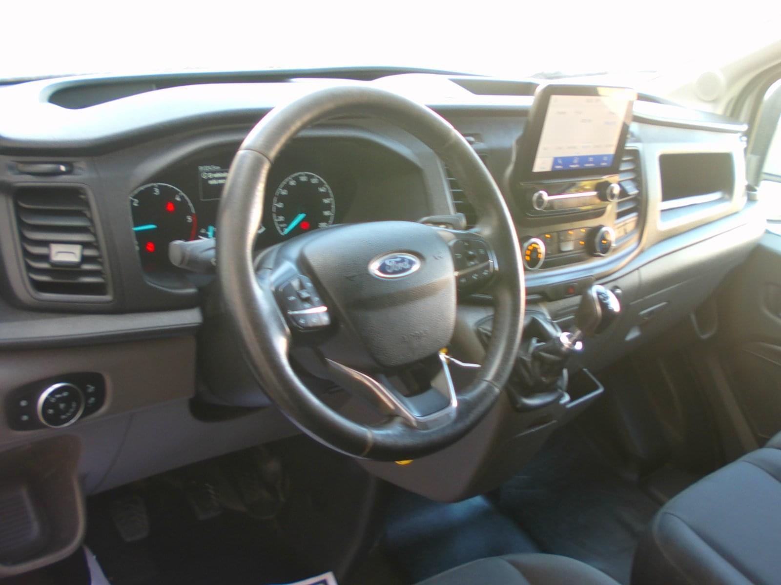 FORD TRANSIT 350 L2H2 3 PLAZAS 8 